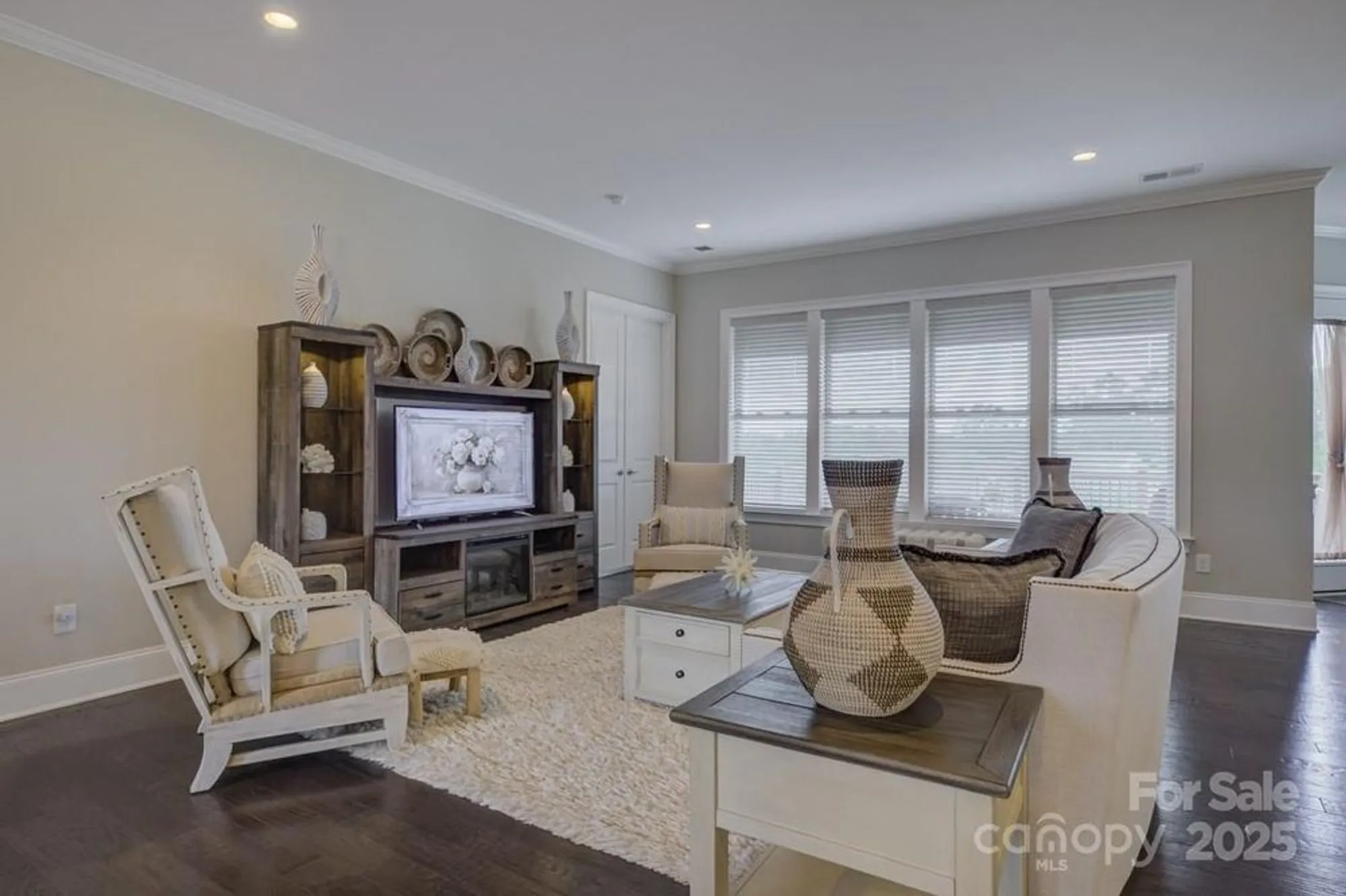 Property Slideshow image 9 of 48 | 14503 crest ct, Charlotte, NC, 28278