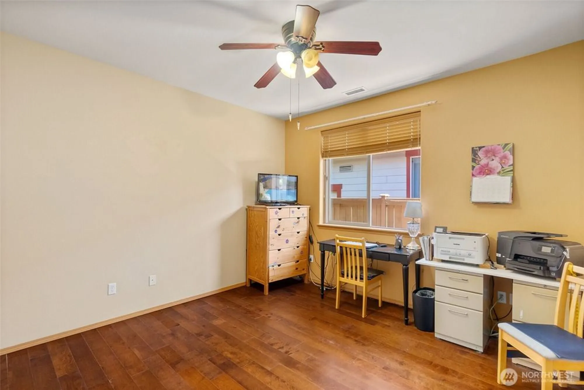 Property Slideshow image 16 of 27 | 8650 bainbridge loop, Lacey, WA, 98516