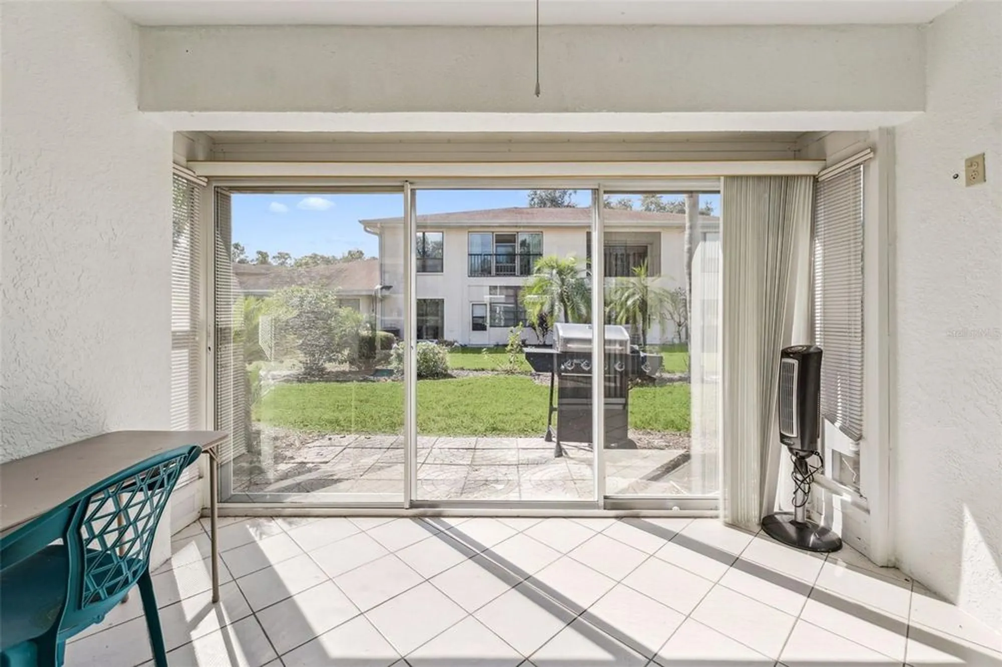 Property Slideshow image 16 of 24 | 104 knollpoint dr # 3, Sun City Center, FL, 33573