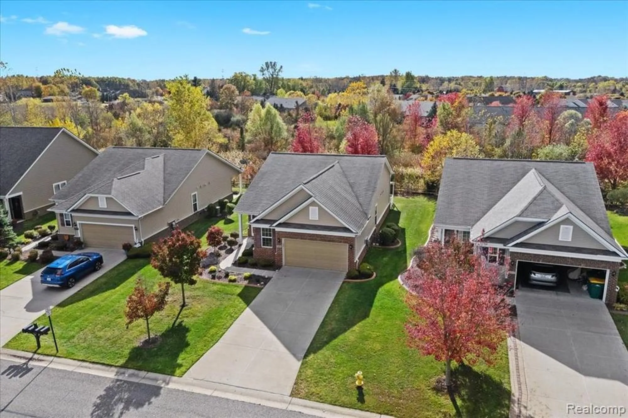 Property Slideshow image 29 of 40 | 24338 walloon way, Brownstown Twp, MI, 48134