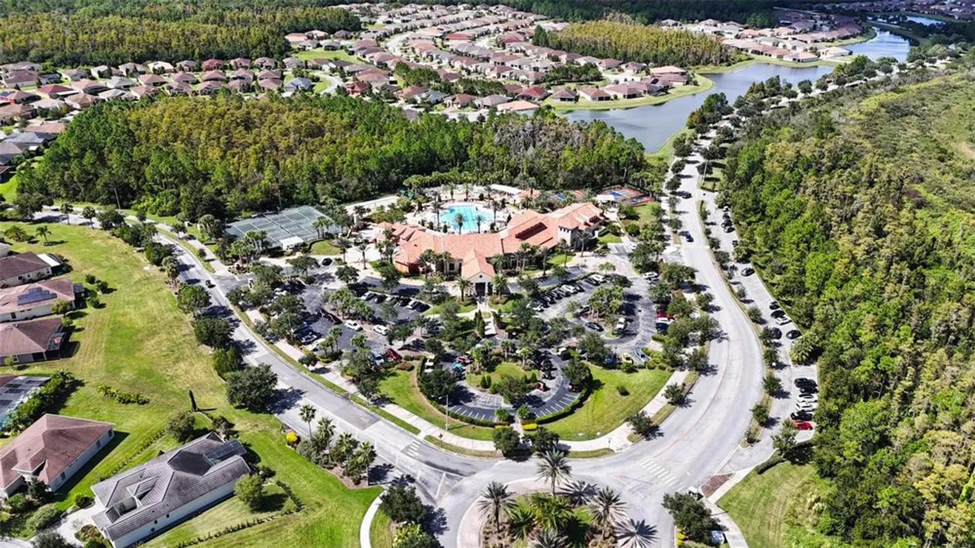 Property Slideshow image 5 of 30 | 777 vineyard way, Poinciana, FL, 34759