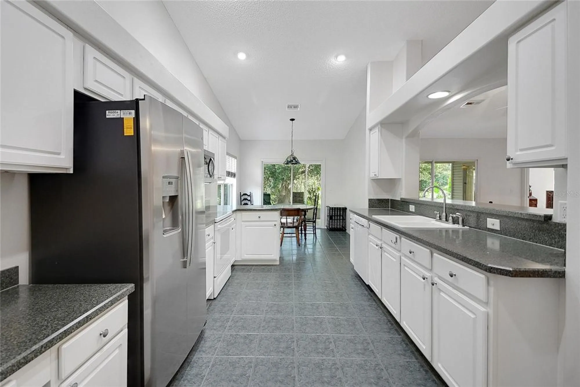 Property Slideshow image 18 of 77 | 32942 rambling oaks ct, Leesburg, FL, 34748