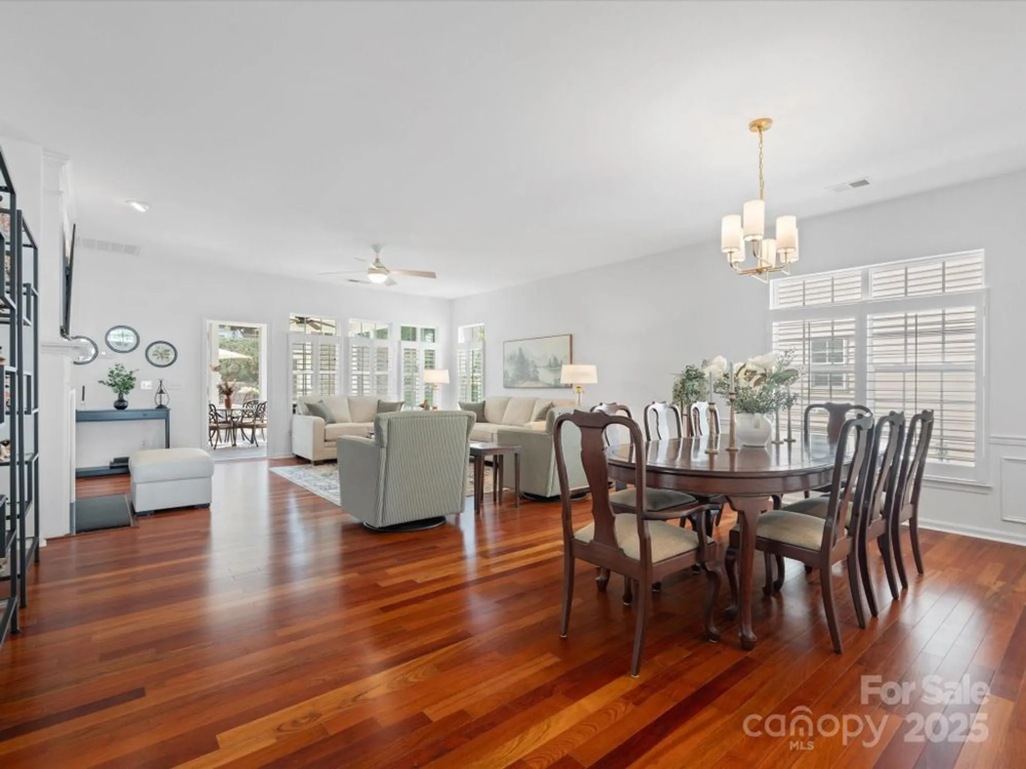 Property Slideshow image 10 of 38 | 26444 sandpiper ct, Fort Mill, SC, 29707