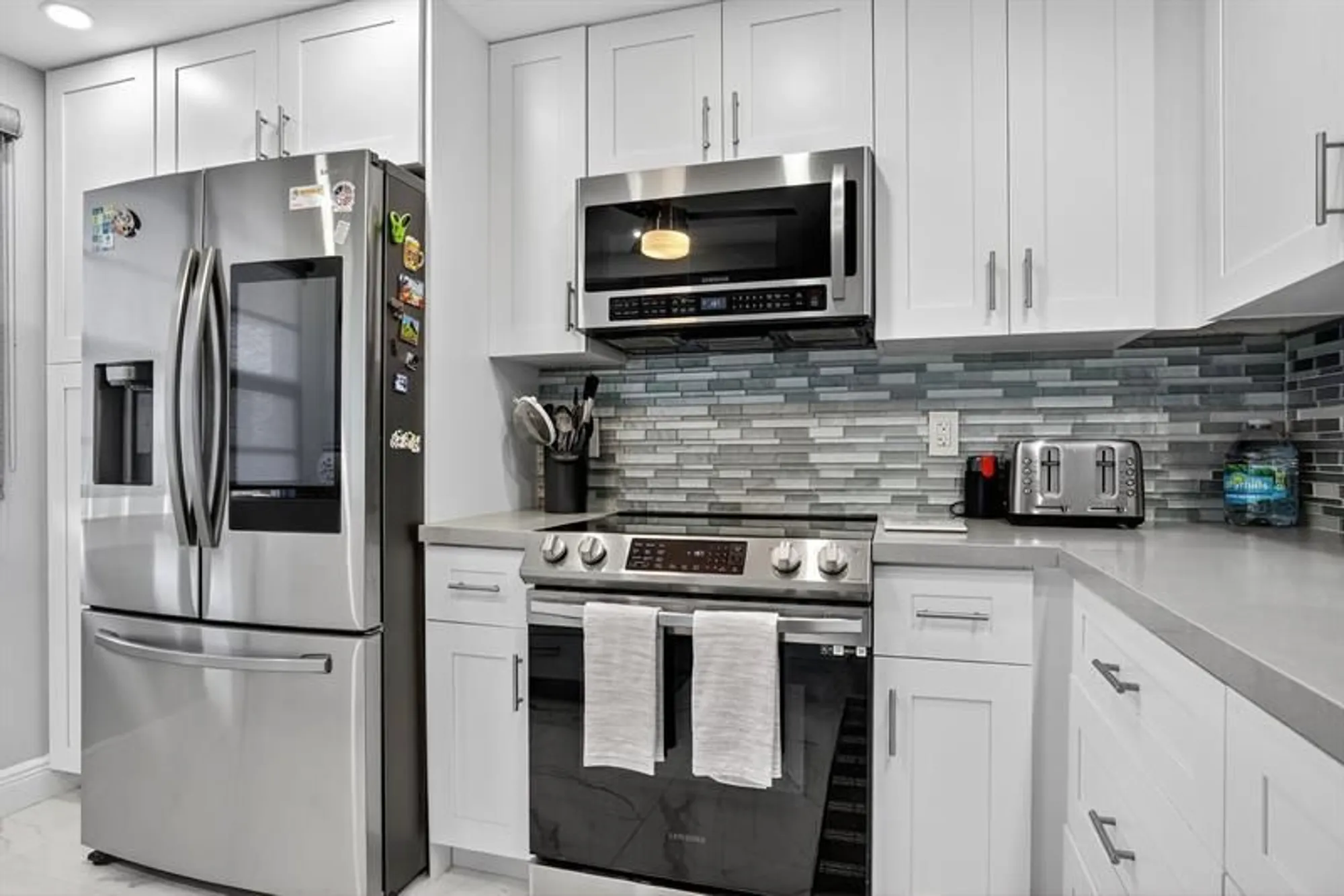 Property Slideshow image 1 of 44 | 3302 aruba way b4, Coconut Creek, FL, 33066