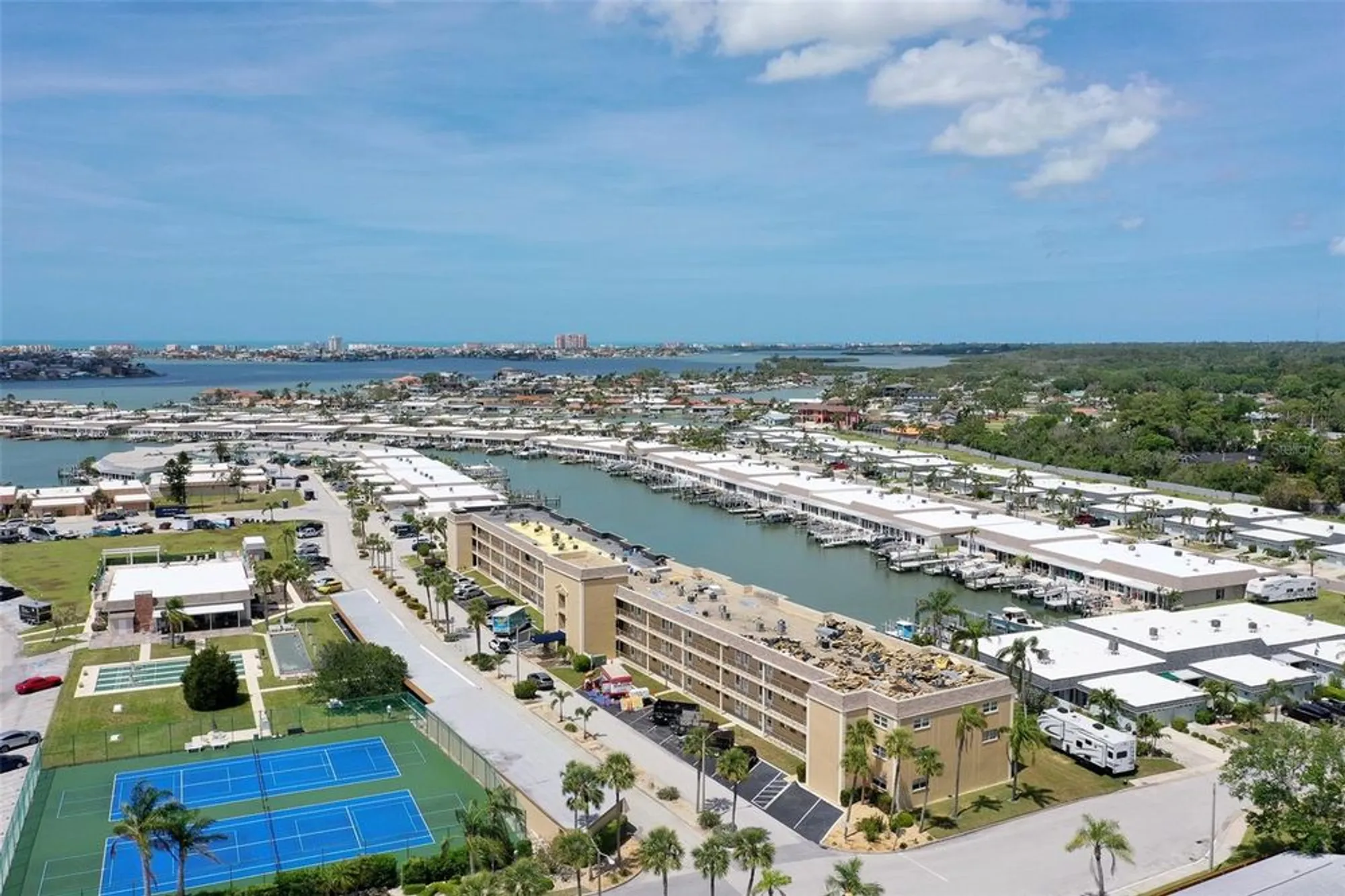 Property Slideshow image 37 of 38 | 1 boca ciega point blvd apt 212, St Petersburg, FL, 33708