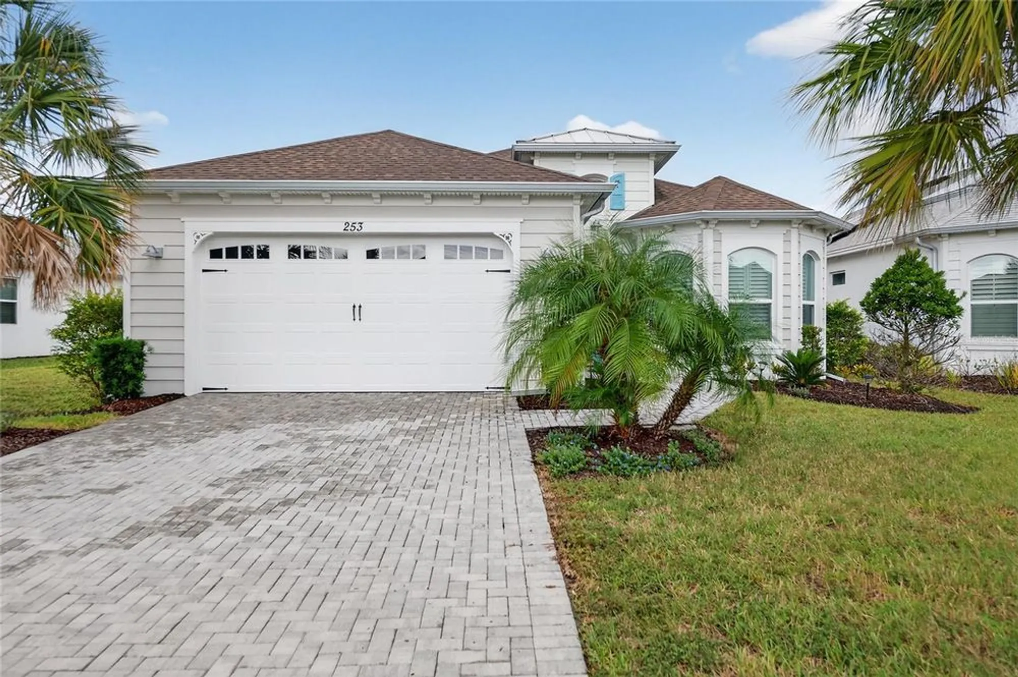 Property Slideshow image 2 of 31 | 253 compass rose dr, Daytona Beach, FL, 32124