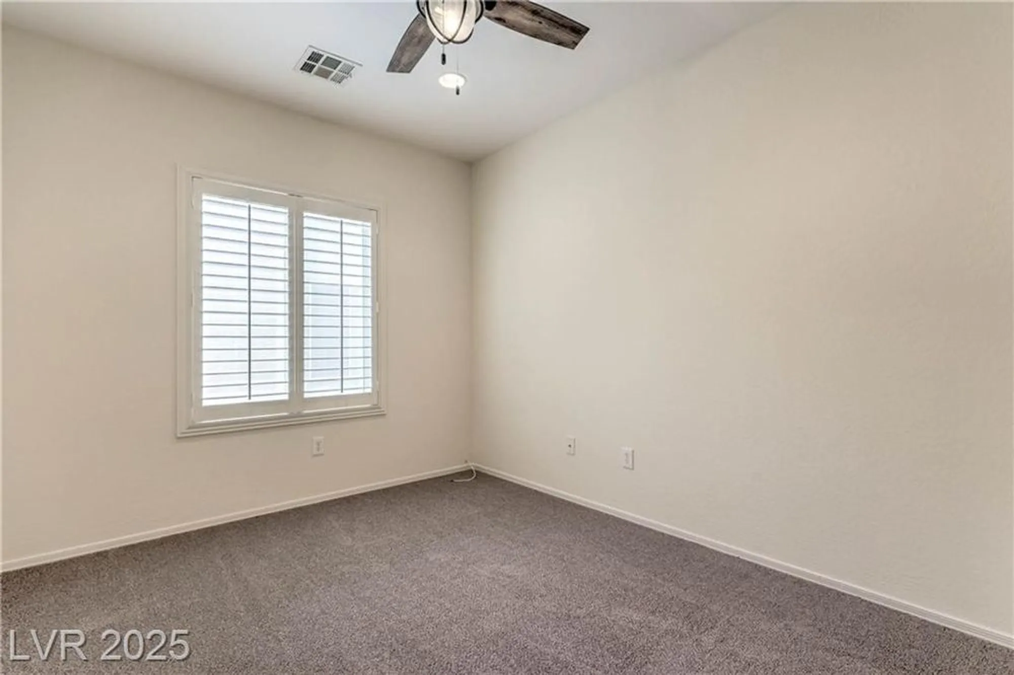 Property Slideshow image 16 of 33 | 7713 songster st, North Las Vegas, NV, 89084