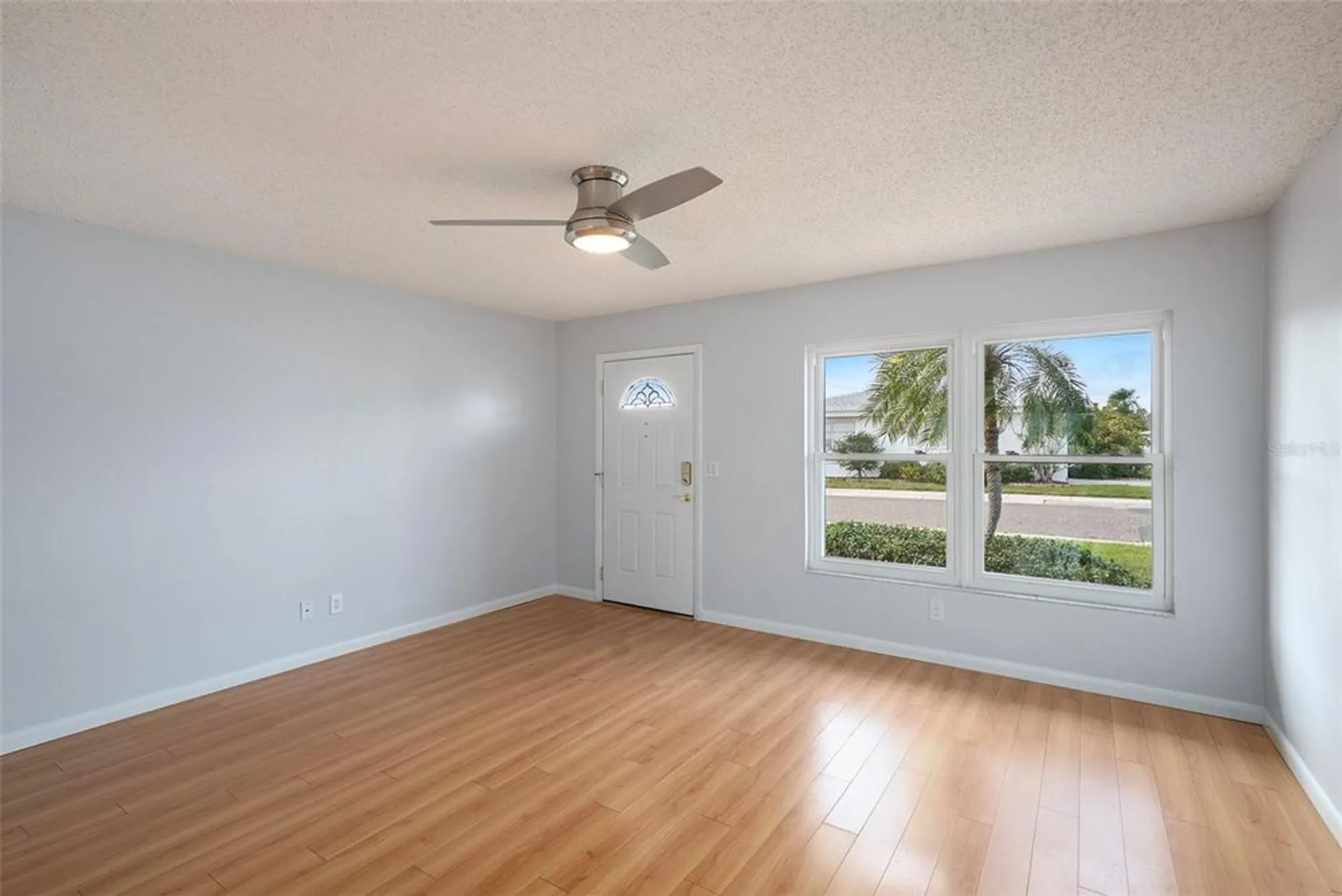 Property Slideshow image 4 of 26 | 9771 37th st n # 4, Pinellas Park, FL, 33782