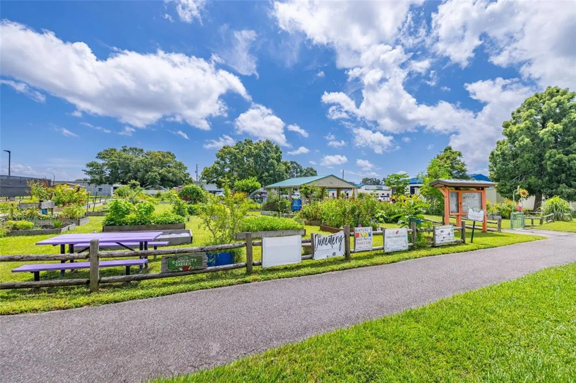 Property Slideshow image 36 of 62 | 946 virginia st apt 207, Dunedin, FL, 34698