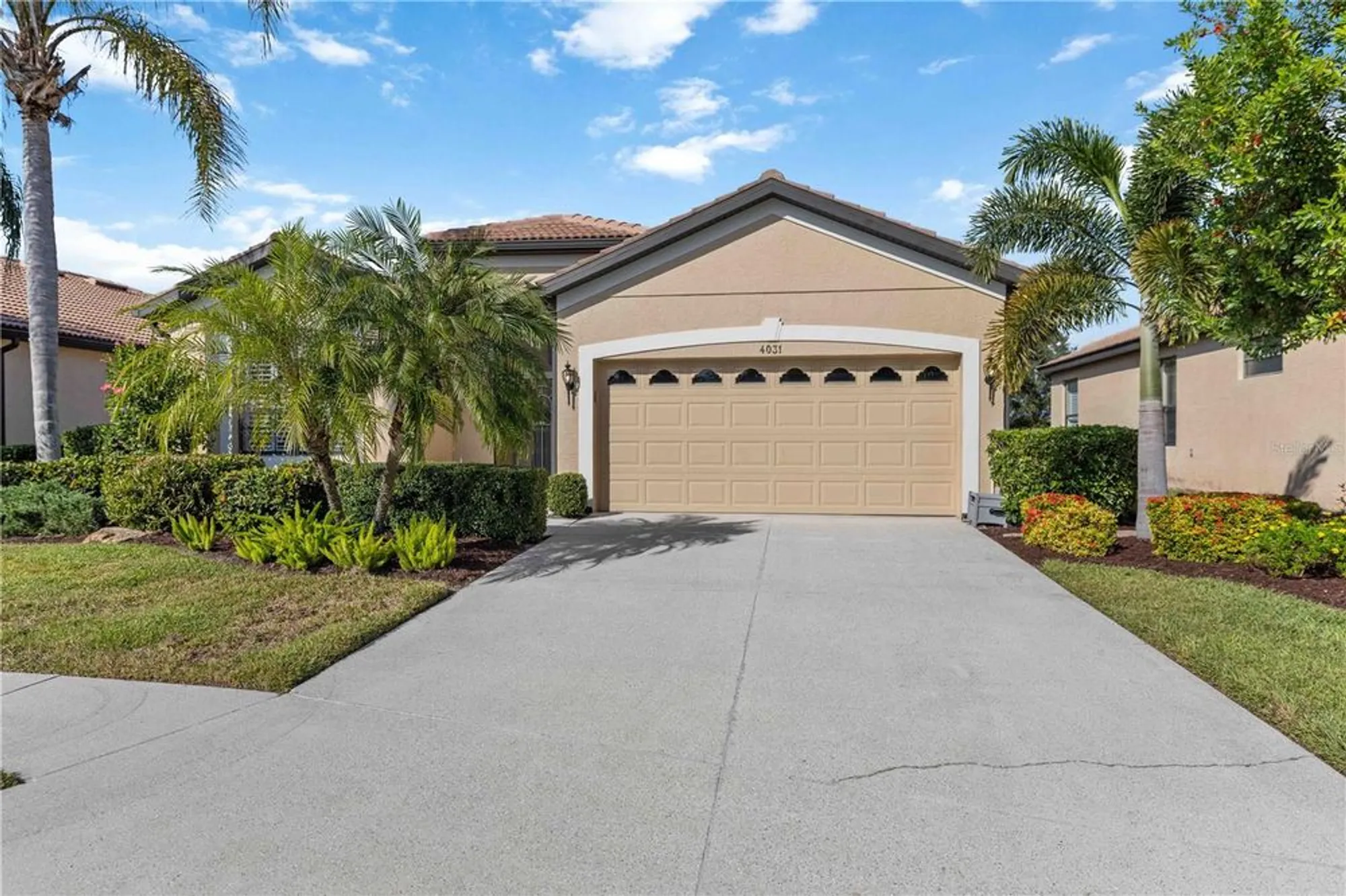 Property Slideshow image 12 of 100 | 4031 bowen falls pl, Sarasota, FL, 34243