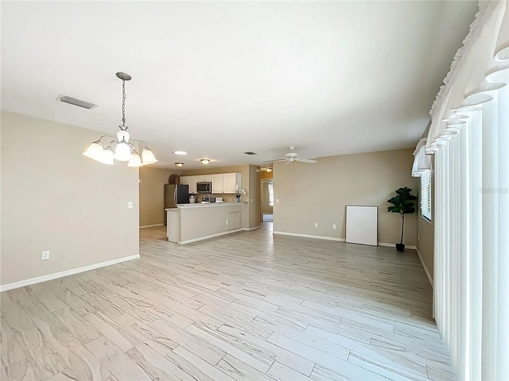 Property Slideshow image 6 of 14 | 1861 endsley ct, The Villages, FL, 32162