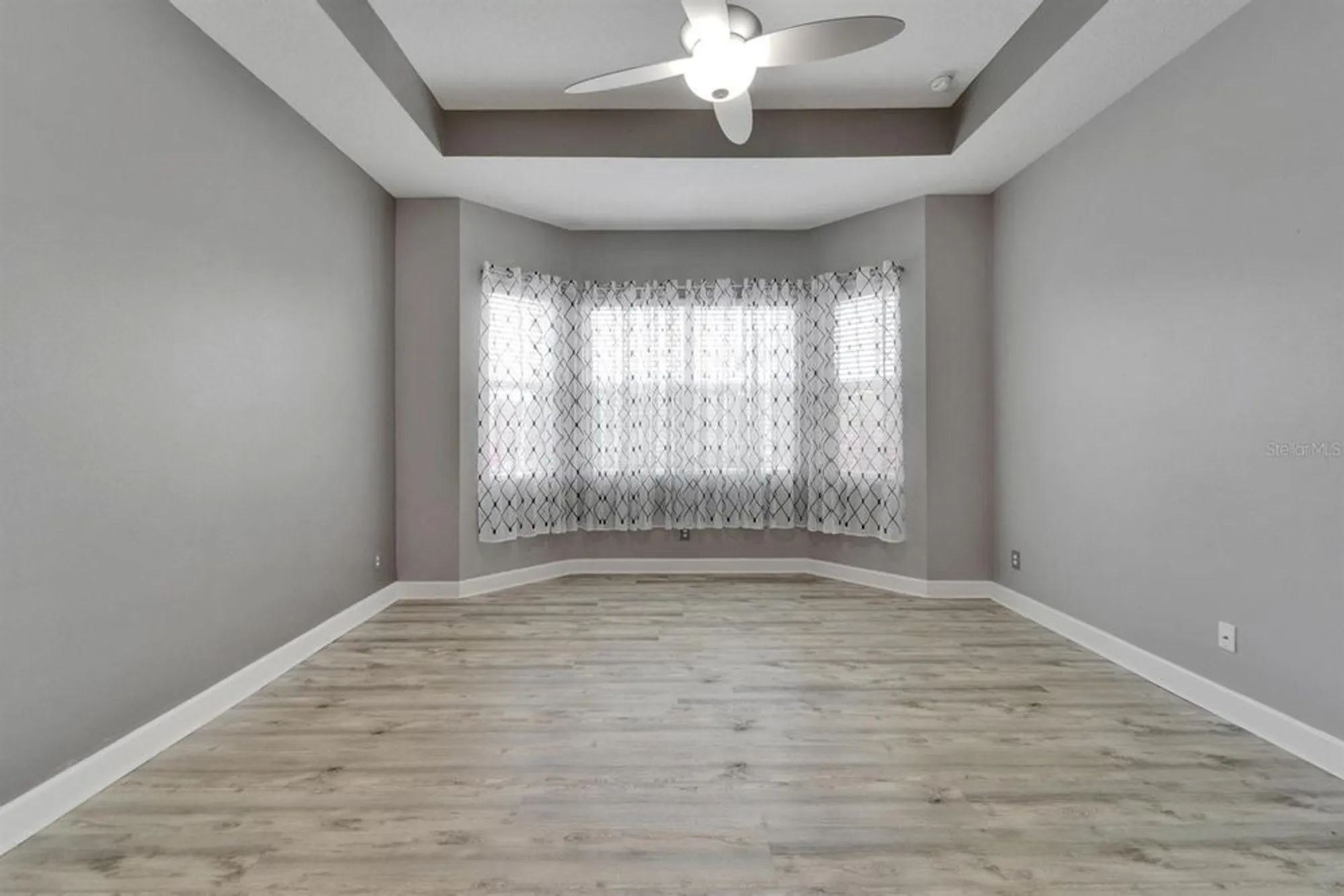 Property Slideshow image 15 of 43 | 1643 emerald dunes dr, Sun City Center, FL, 33573