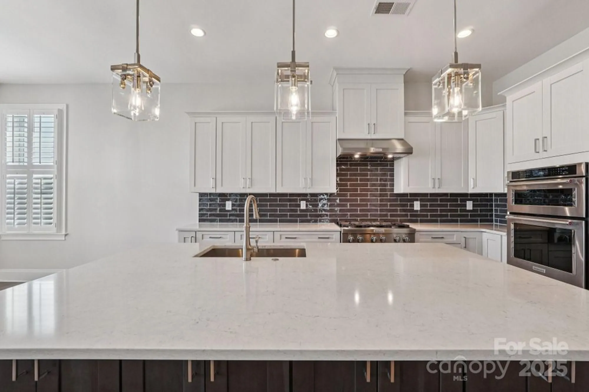 Property Slideshow image 9 of 47 | 45528 misty bluff dr, Charlotte, NC, 28278