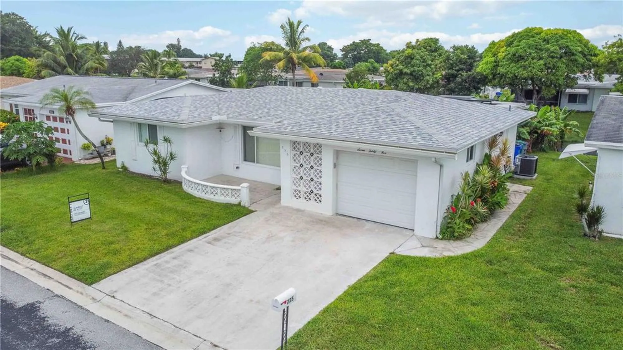 Property Slideshow image 44 of 57 | 735 nw 73rd ter, Margate, FL, 33063