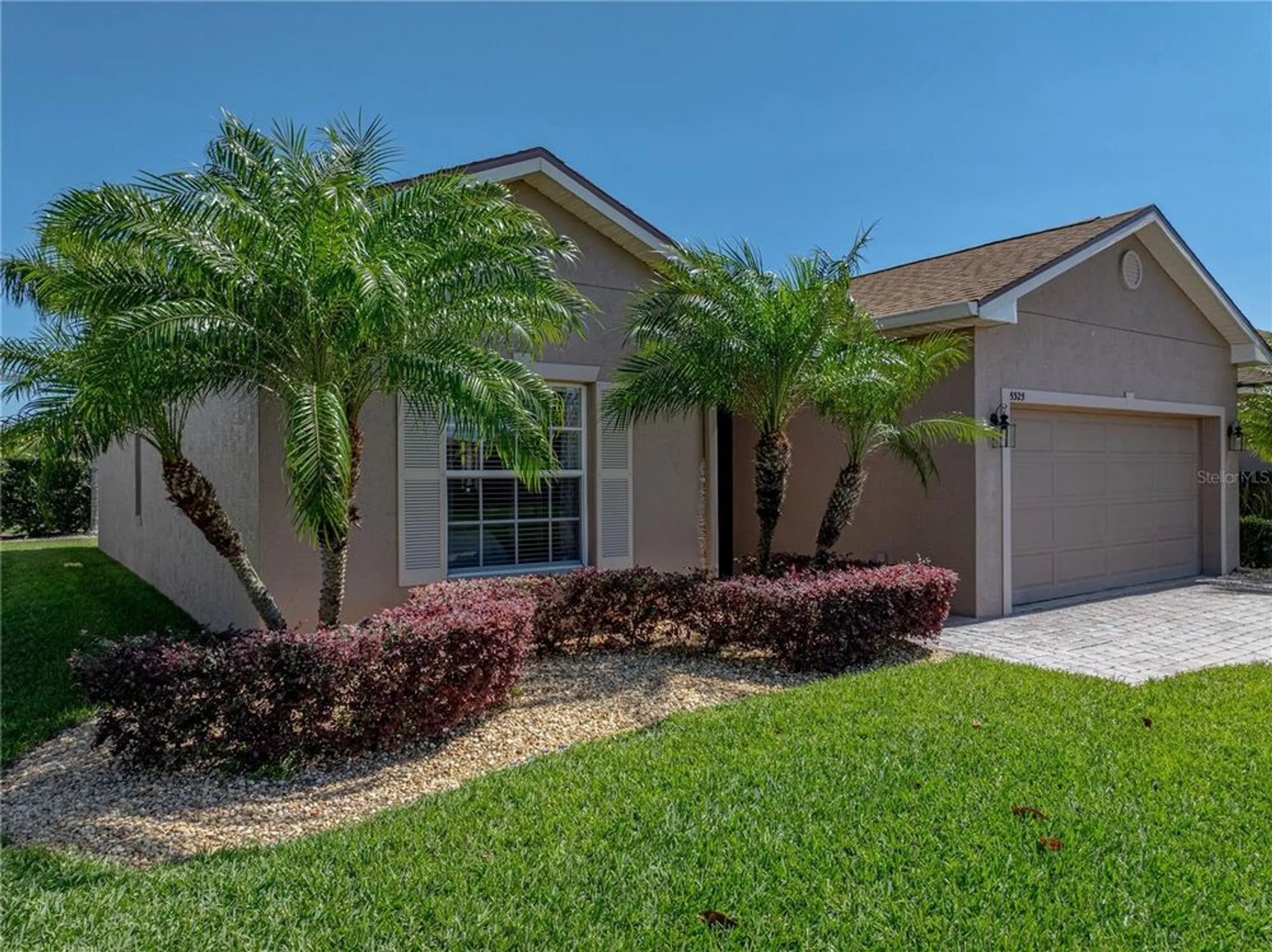 Property Slideshow image 4 of 100 | 5325 nicklaus dr, Winter Haven, FL, 33884