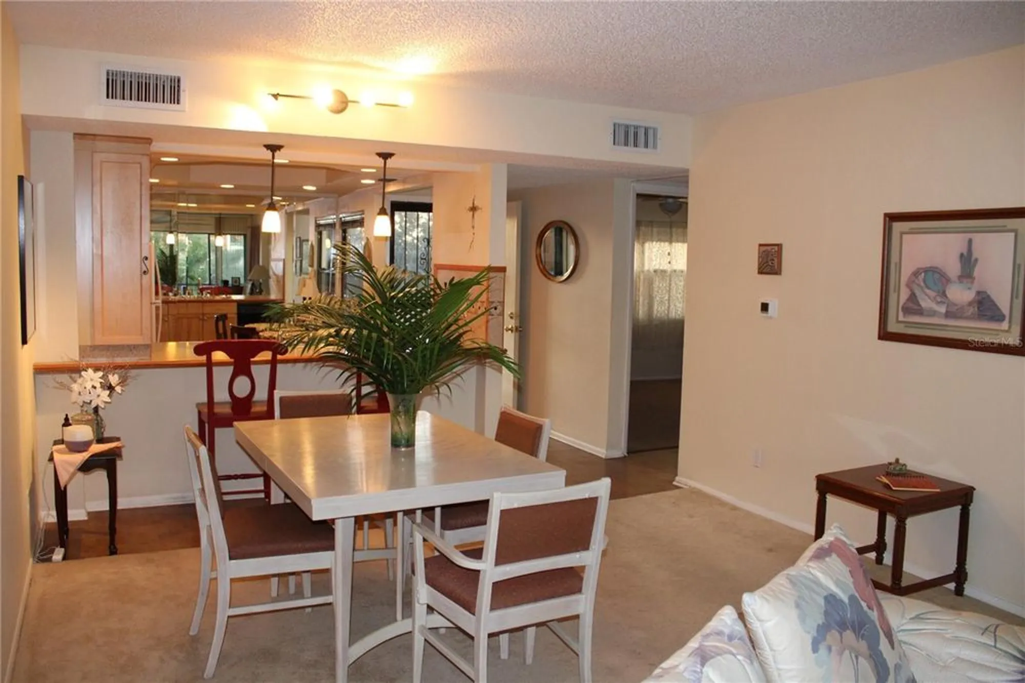 Property Slideshow image 4 of 26 | 14130 rosemary ln 5308, Largo, FL, 33774