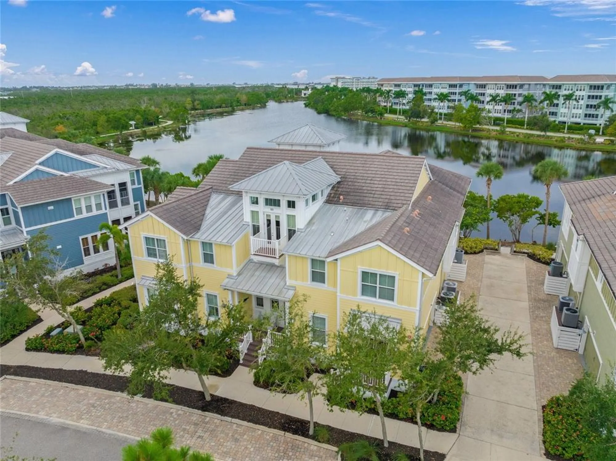 Property Slideshow image 29 of 51 | 340 sapphire lake dr unit 201, Bradenton, FL, 34209
