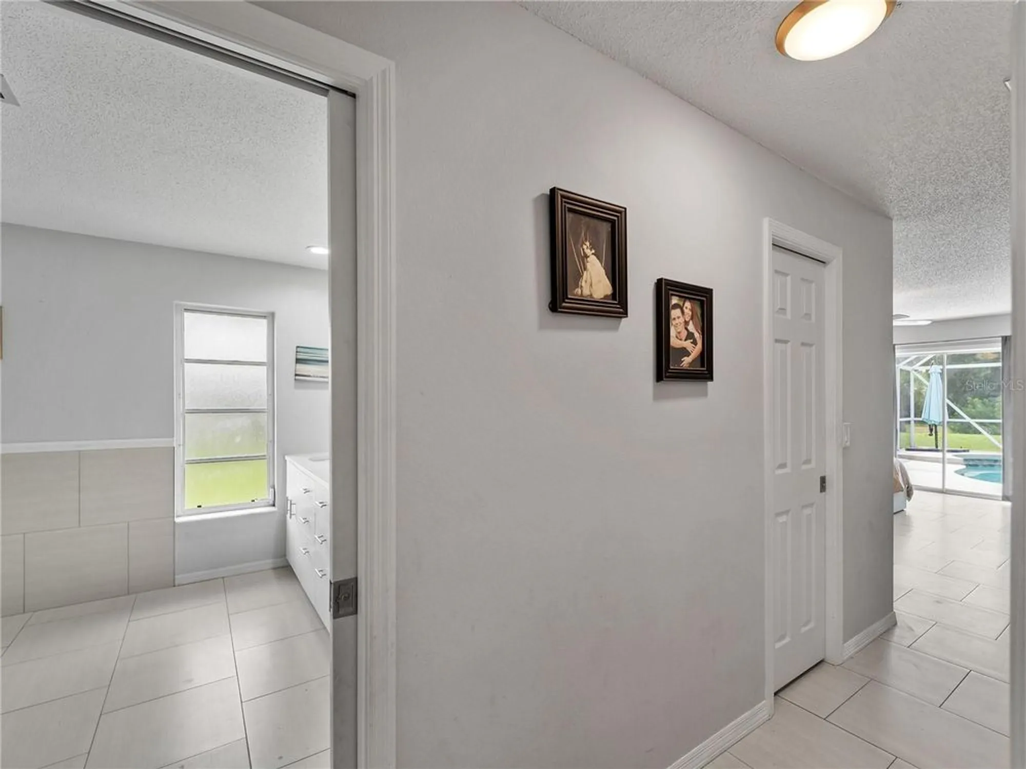 Property Slideshow image 29 of 61 | 523 warwick dr, Venice, FL, 34293