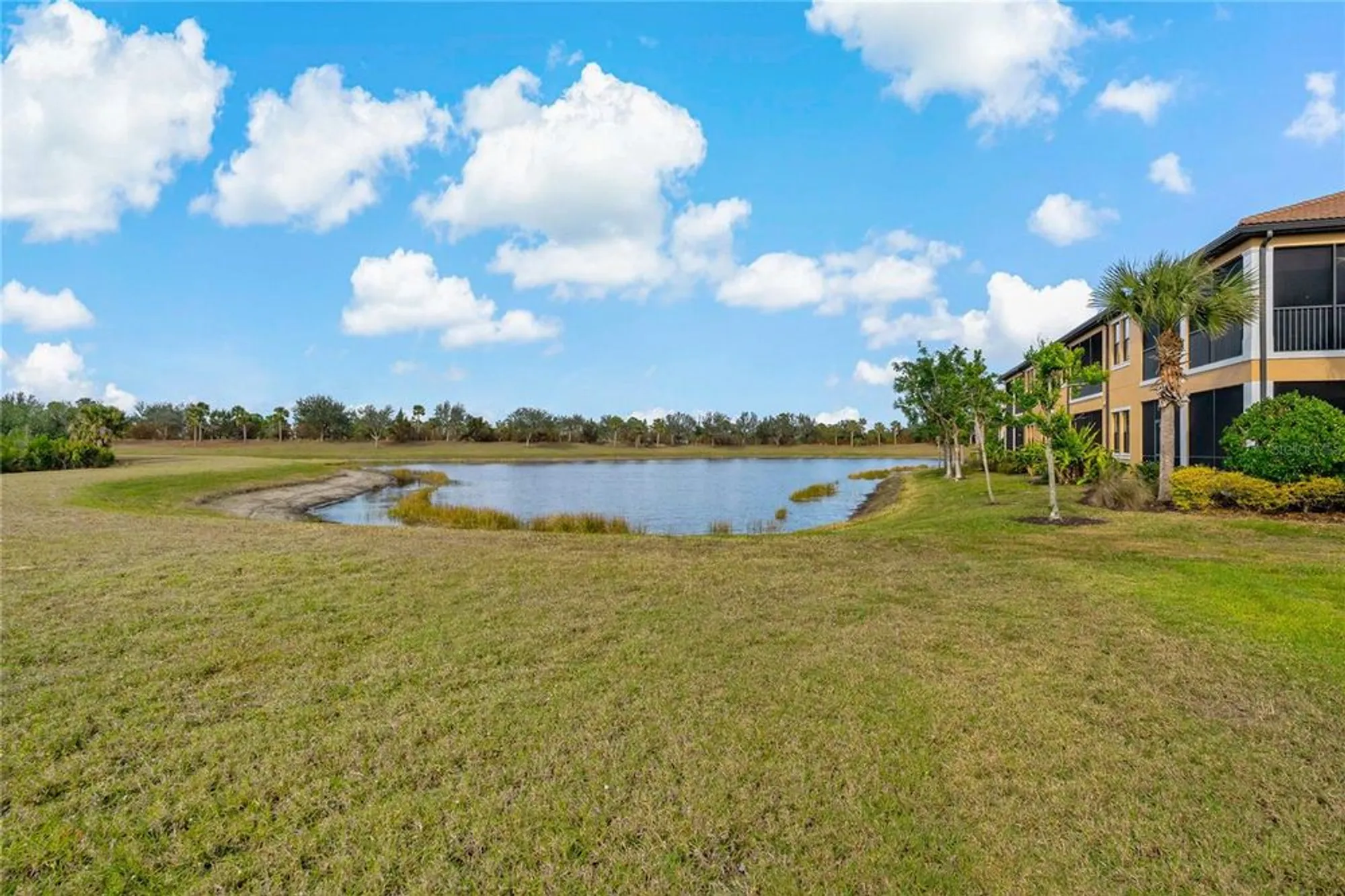 Property Slideshow image 31 of 67 | 23189 banbury way 203, Venice, FL, 34293