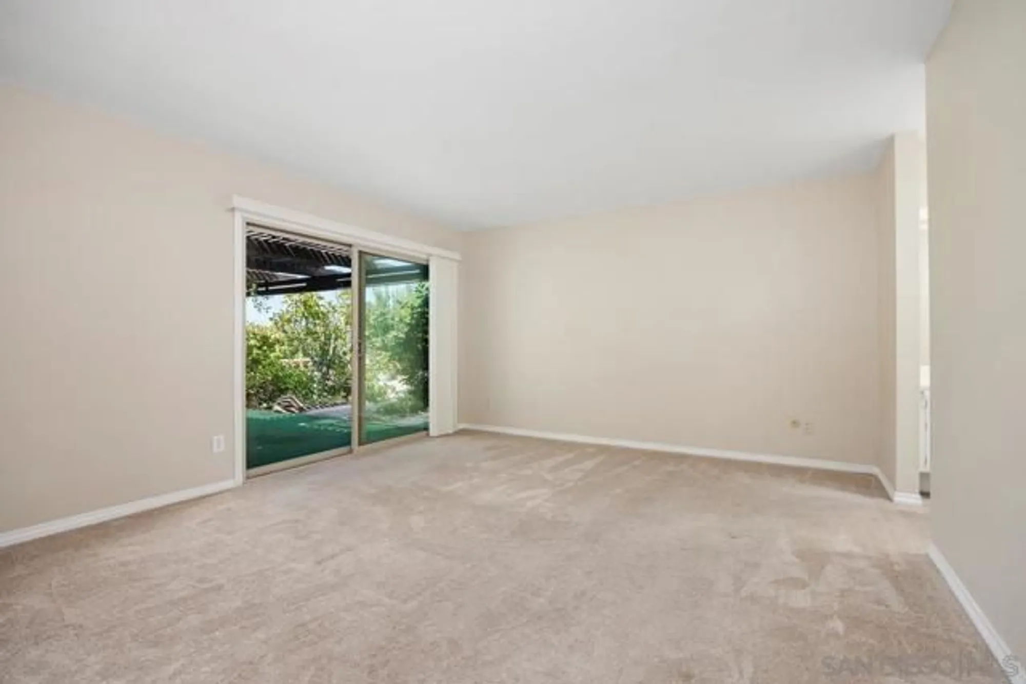 Property Slideshow image 15 of 29 | 17604 camino ancho, San Diego, CA, 92128
