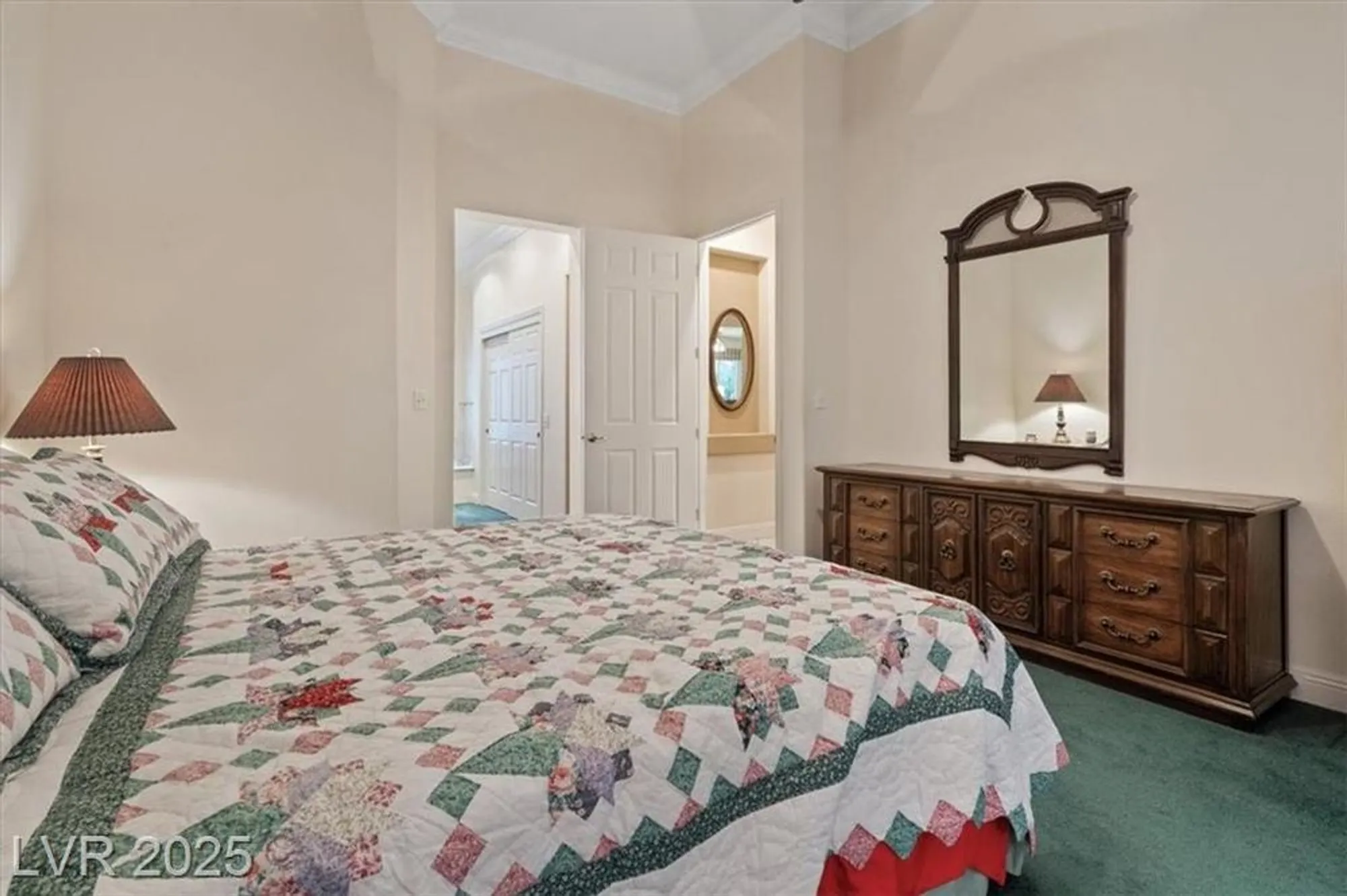 Property Slideshow image 10 of 32 | 10312 bent brook pl, Las Vegas, NV, 89134