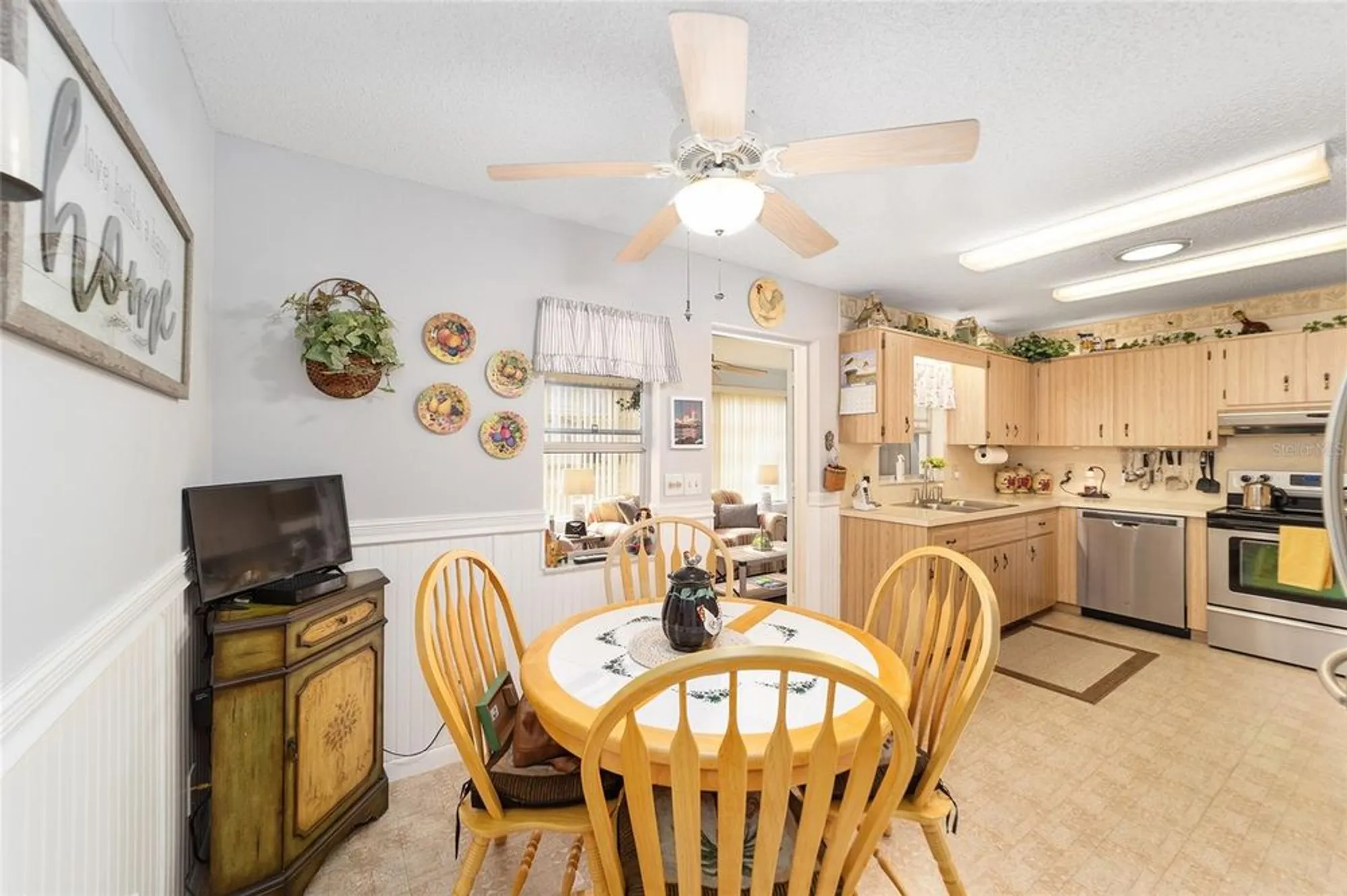 Property Slideshow image 15 of 34 | 8420 sw 93rd ln e, Ocala, FL, 34481