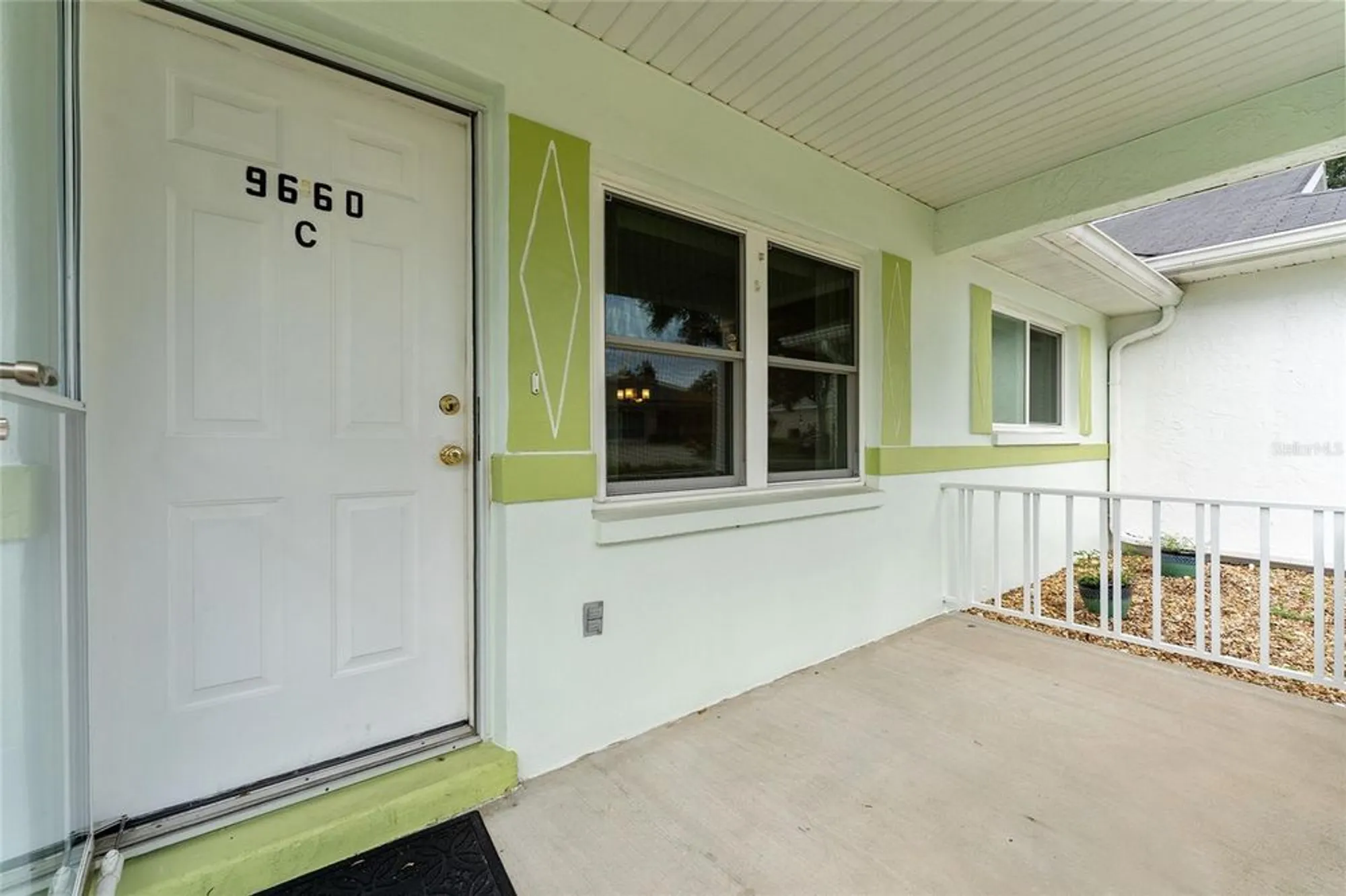 Property Slideshow image 9 of 61 | 9660 sw 92nd ct c, Ocala, FL, 34481