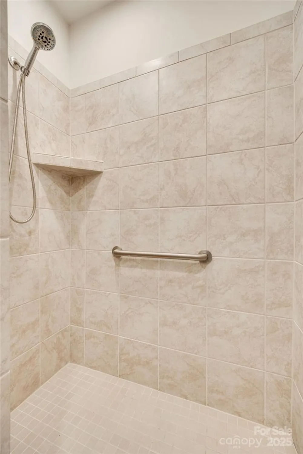 Property Slideshow image 18 of 32 | 2261 lincolnshire ln, Waxhaw, NC, 28173