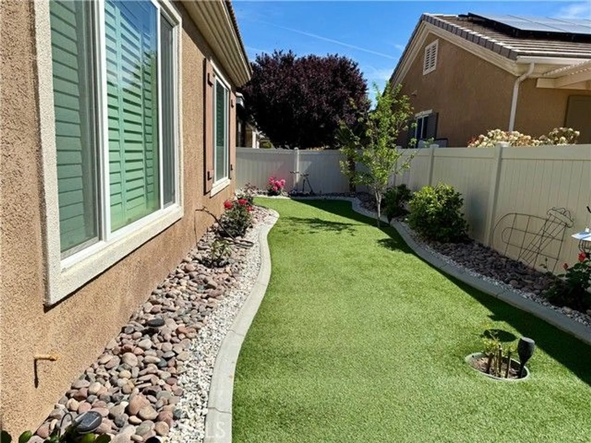 Property Slideshow image 32 of 42 | 10485 nobleton rd, Apple Valley, CA, 92308