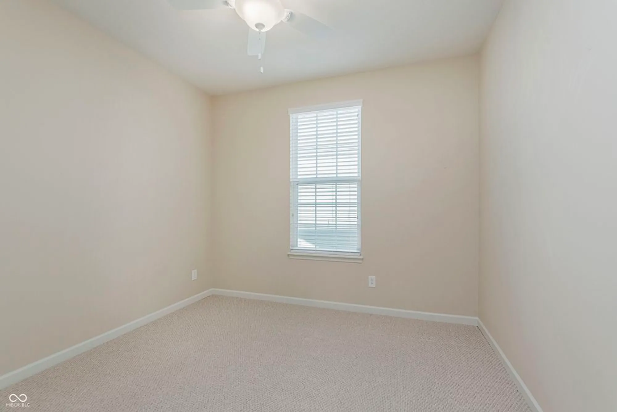 Property Slideshow image 25 of 42 | 16022 lambrusco way, Fishers, IN, 46037