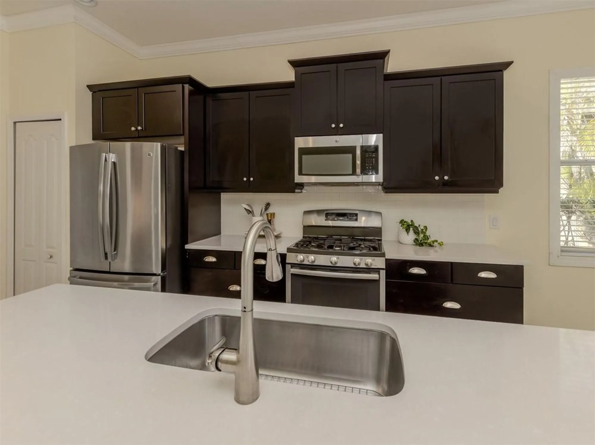 Property Slideshow image 13 of 34 | 10768 trophy dr, Englewood, FL, 34223
