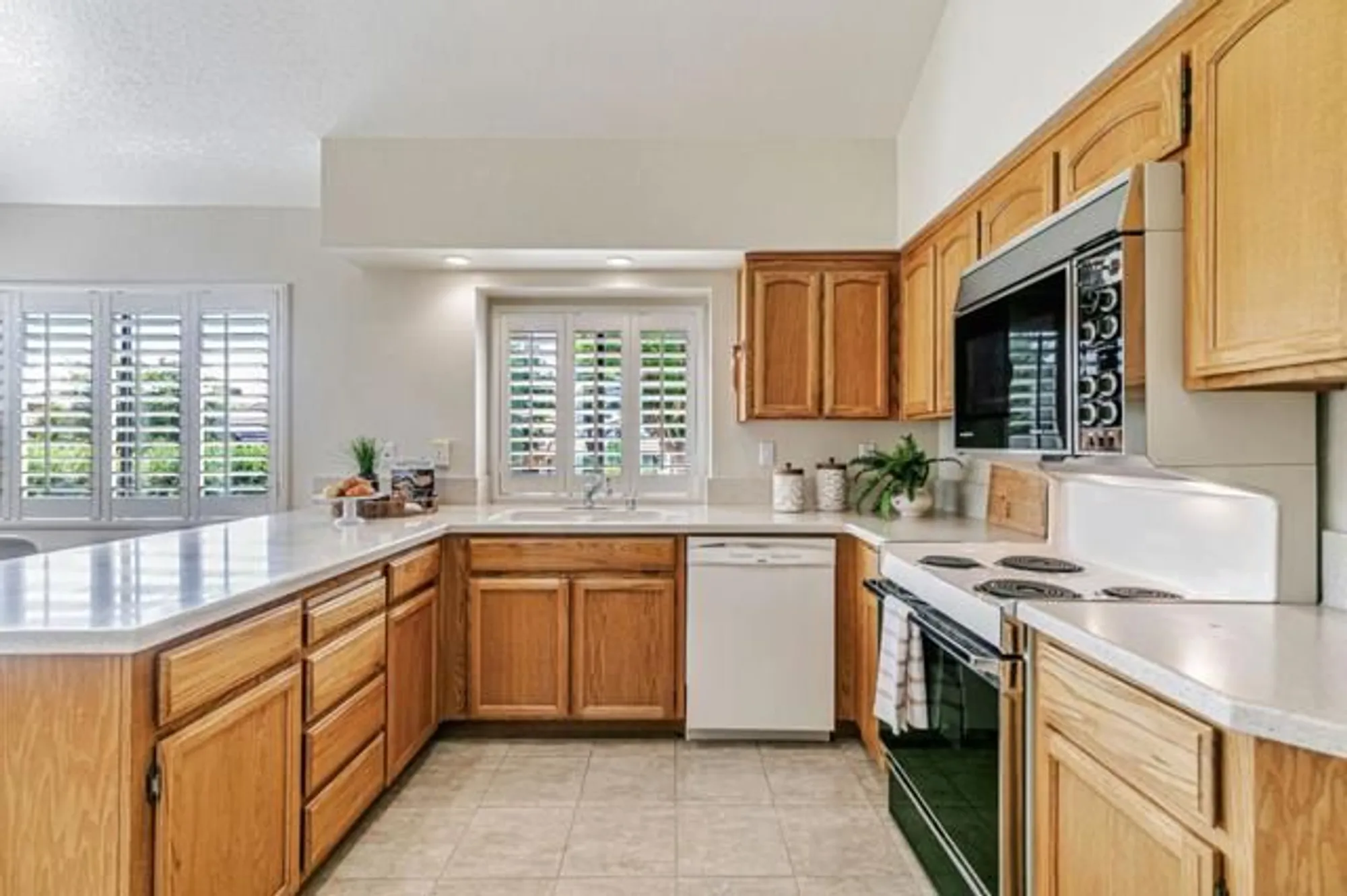 Property Slideshow image 21 of 41 | 7530 morevern cir, San Jose, CA, 95135