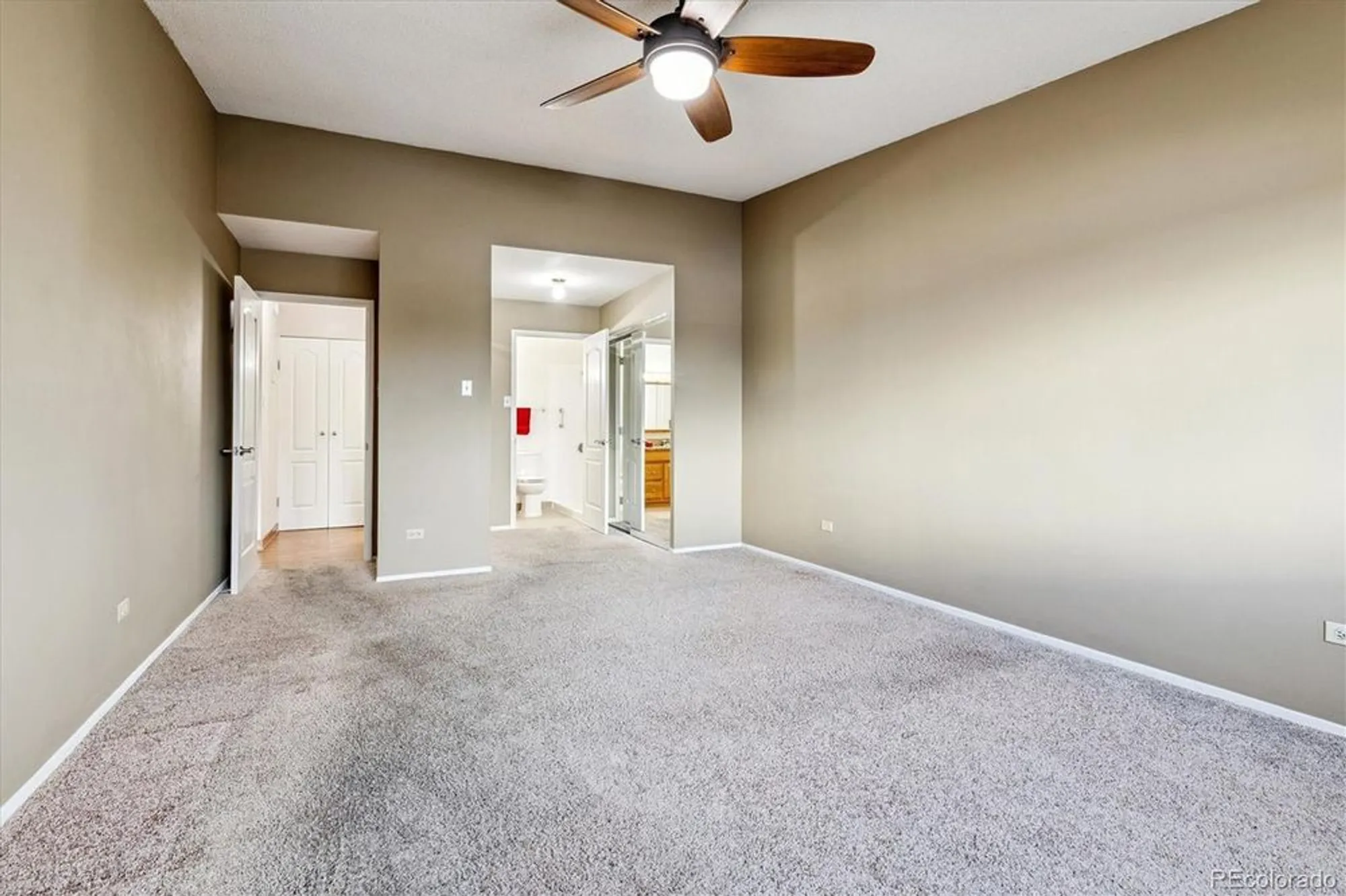 Property Slideshow image 14 of 50 | 665 s alton way 7d, Denver, CO, 80247