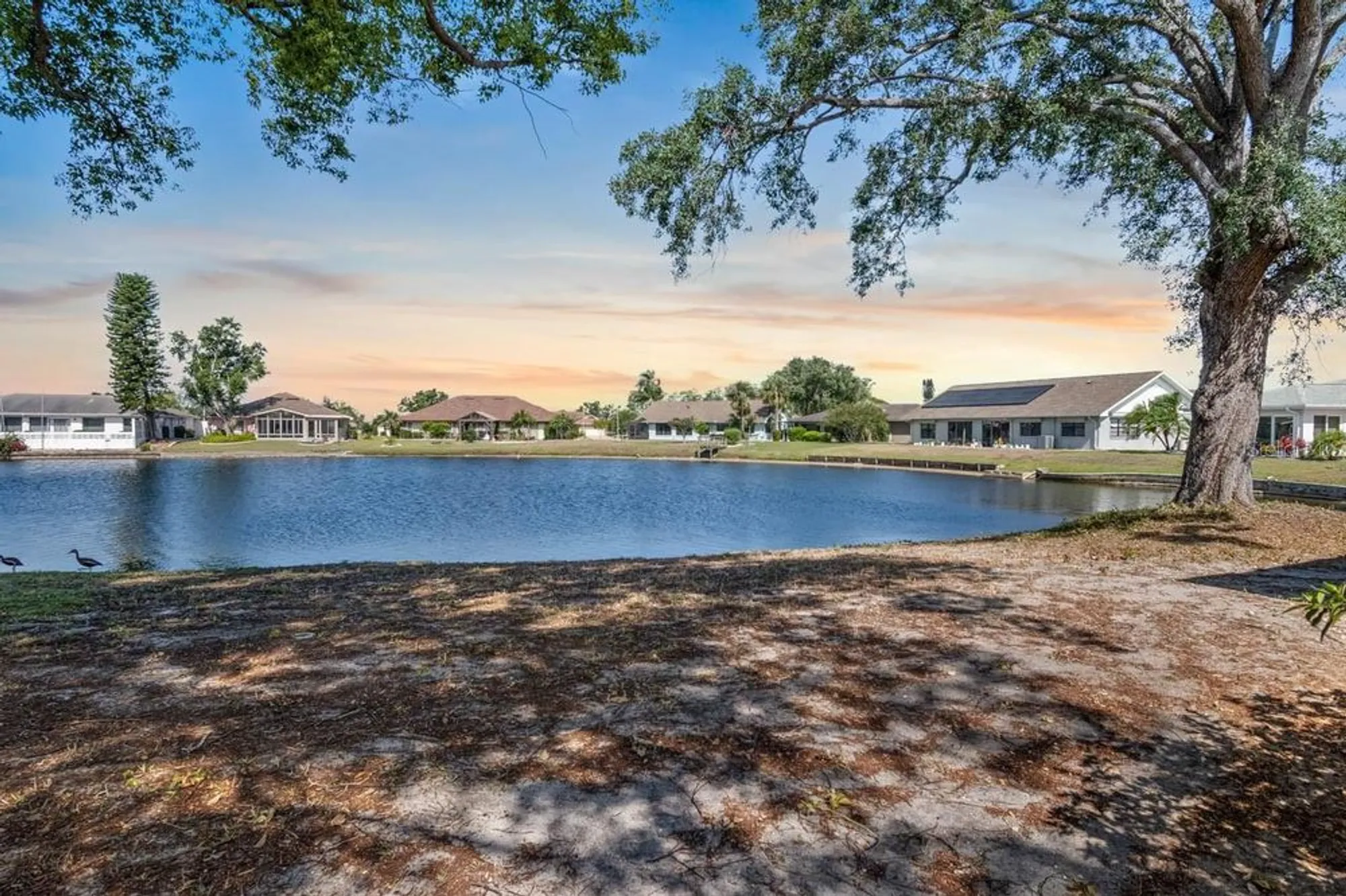 Property Slideshow image 27 of 34 | 1002 strawpocket pl, Sun City Center, FL, 33573