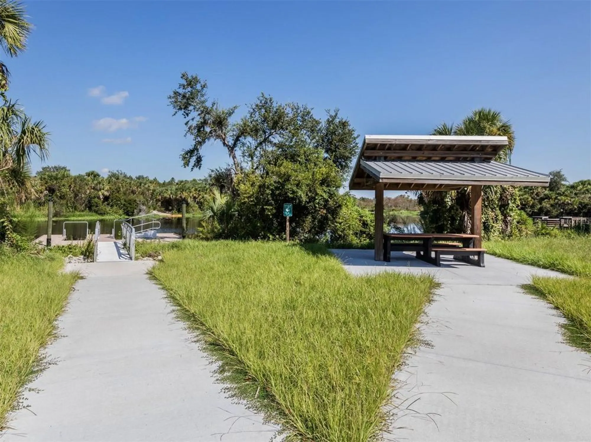 Property Slideshow image 55 of 95 | 2524 daisy dr, North Port, FL, 34289