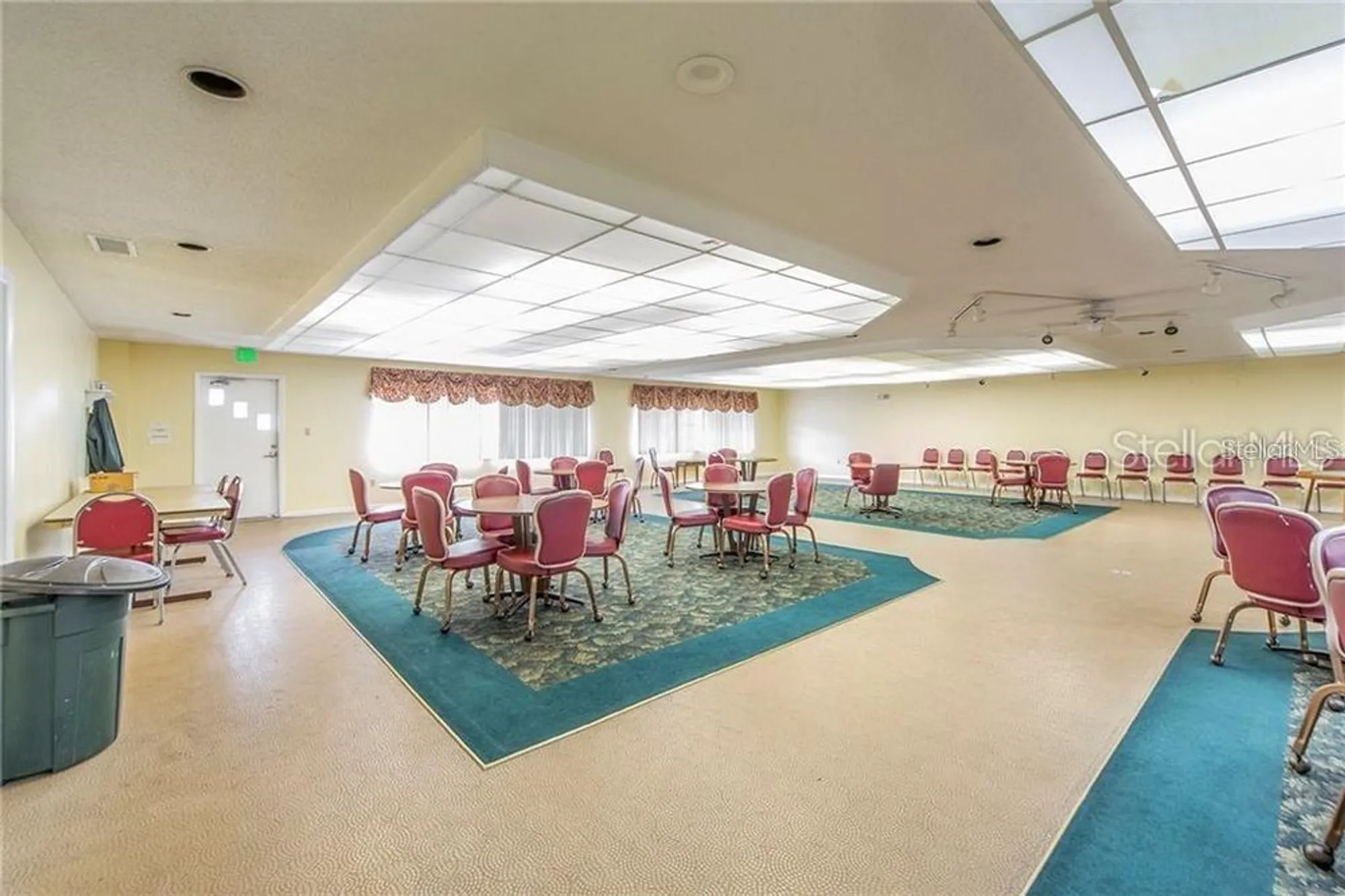 Property Slideshow image 35 of 36 | 5971 terrace park dr n unit 102, St Petersburg, FL, 33709