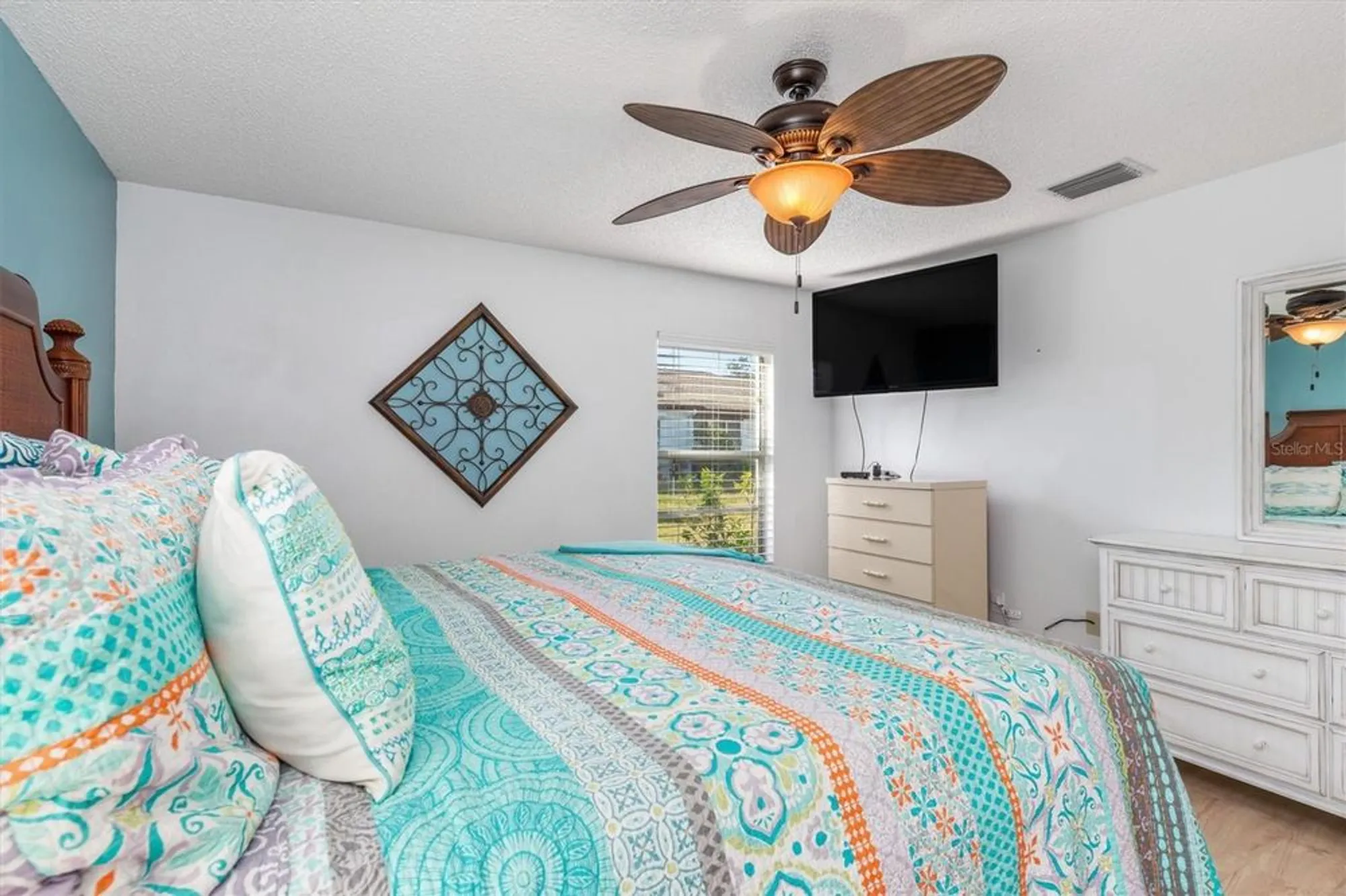 Property Slideshow image 15 of 45 | 604 foxwood blvd, Englewood, FL, 34223