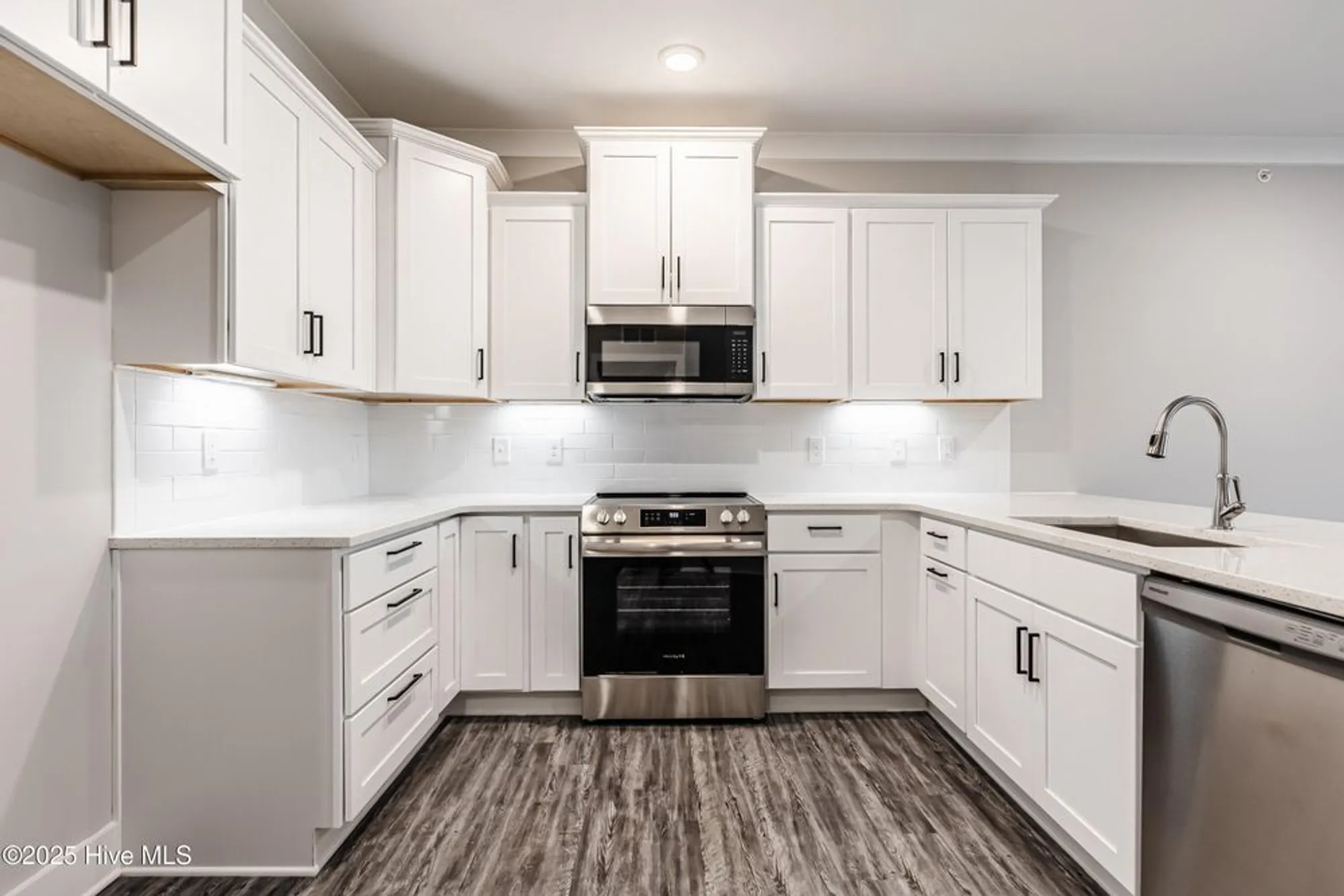 Property Slideshow image 4 of 39 | 395 s crow creek dr nw unit 1821, Calabash, NC, 28467