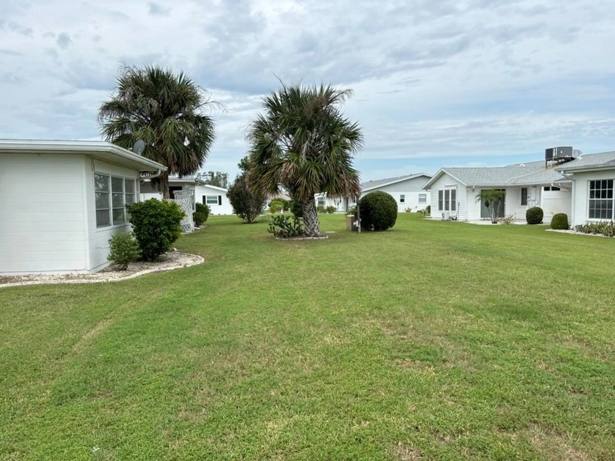 Property Slideshow image 14 of 16 | 1515 danbury dr, Sun City Center, FL, 33573