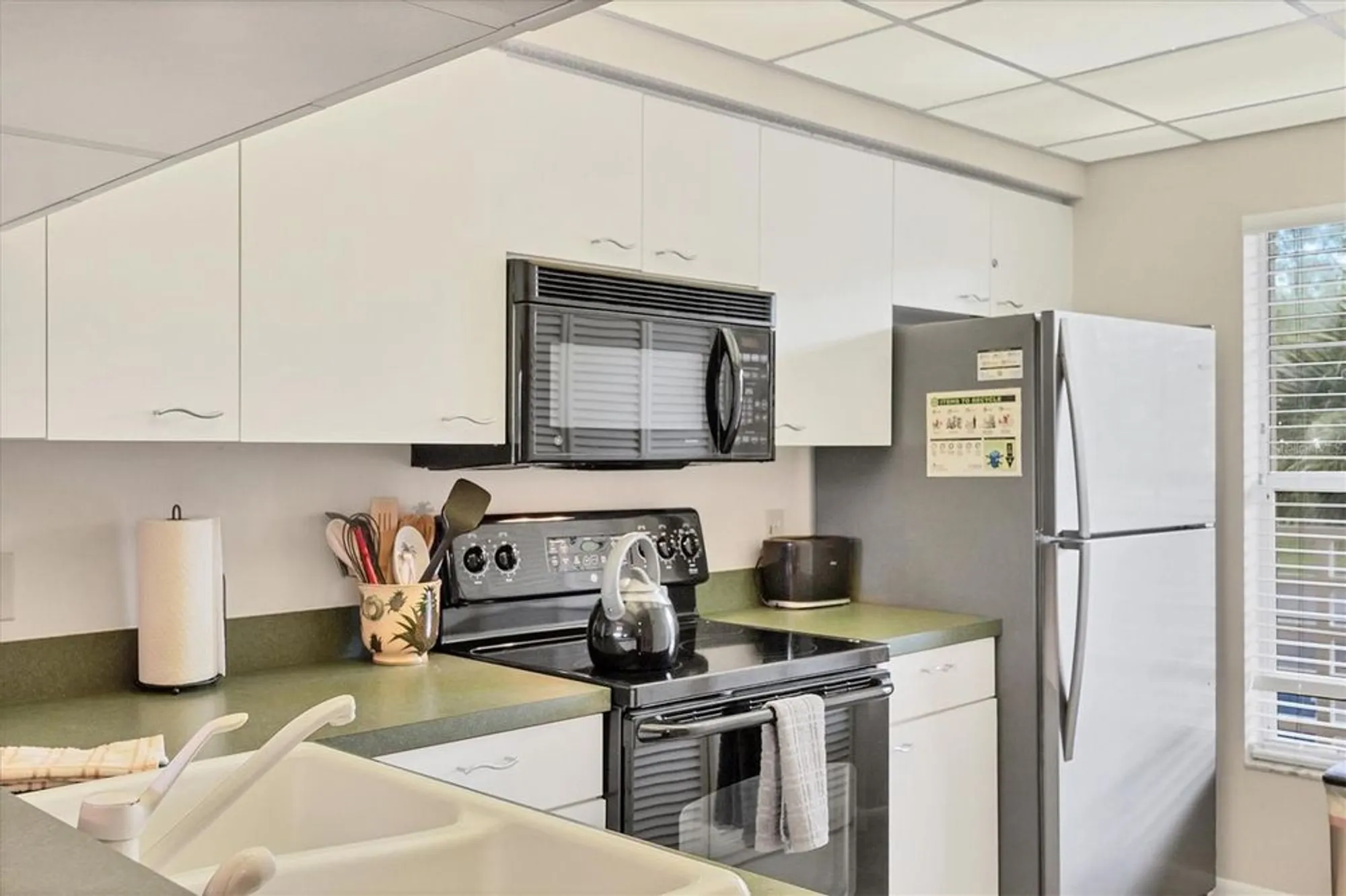 Property Slideshow image 15 of 56 | 823 wexford blvd # 823, Venice, FL, 34293