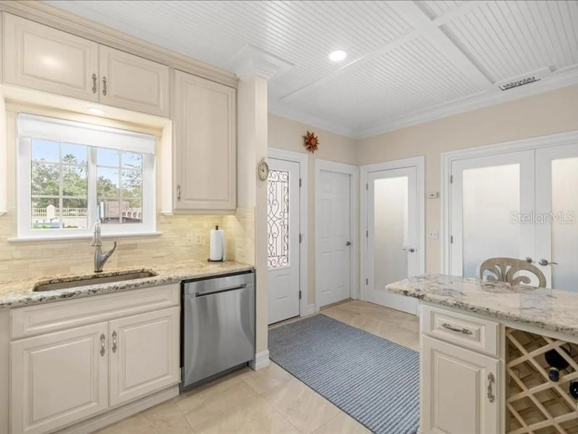 Property Slideshow image 13 of 40 | 1124 avenida de las casas # 1124, Lady Lake, FL, 32159