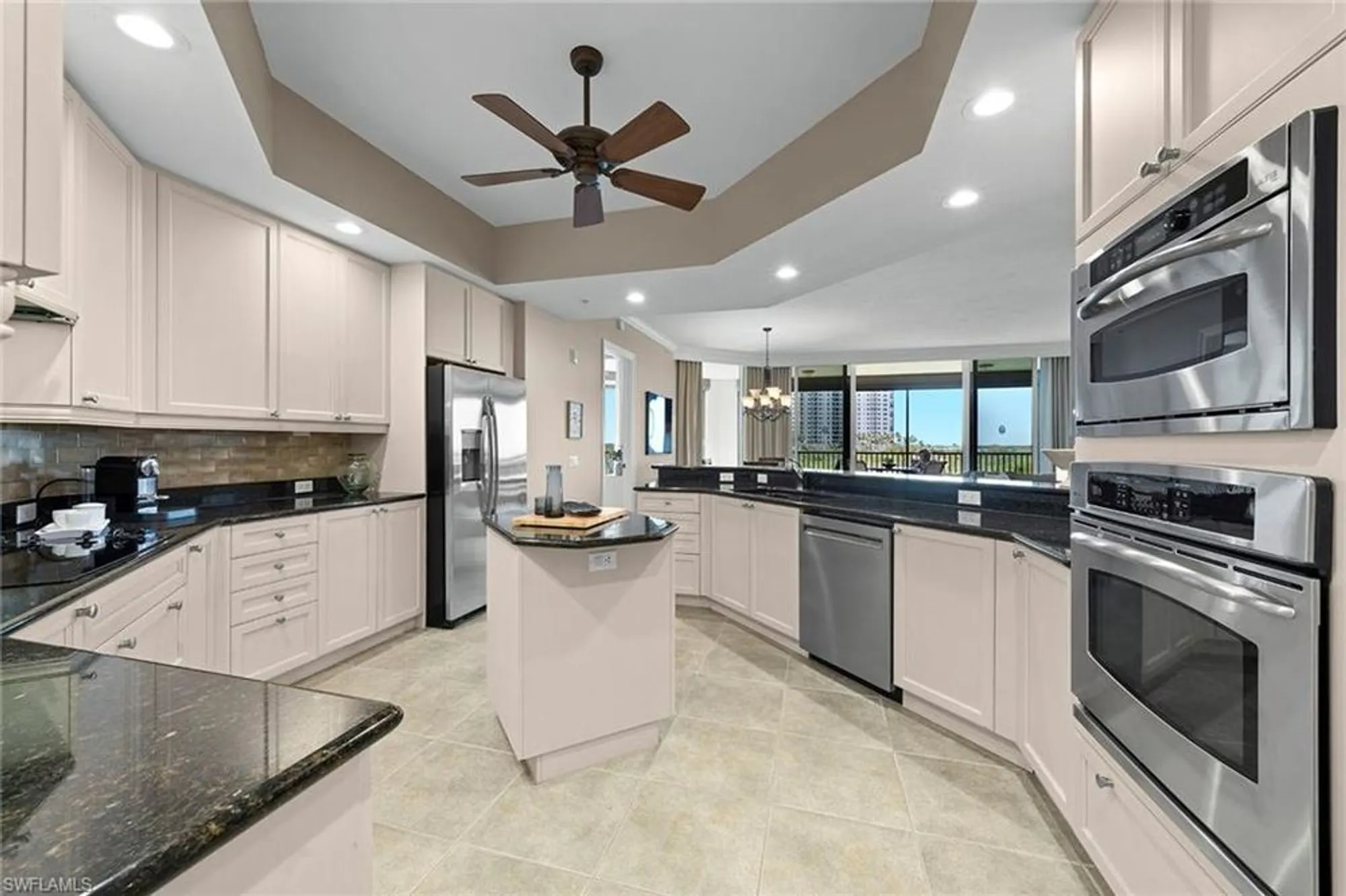 Property Slideshow image 10 of 50 | 24031 via castella dr 1302, Bonita Springs, FL, 34134
