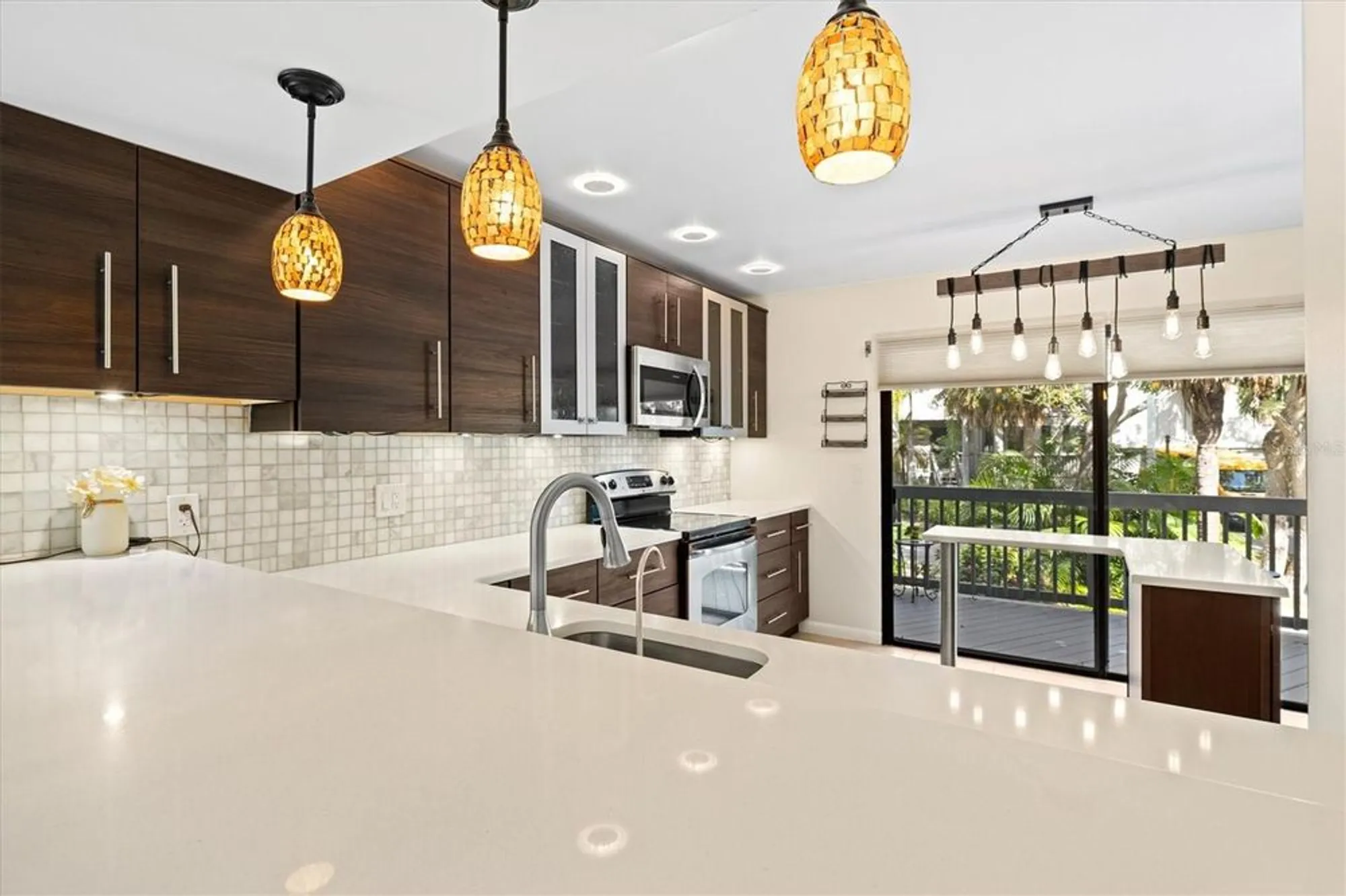 Property Slideshow image 8 of 69 | 1447 landings cir # 68, Sarasota, FL, 34231