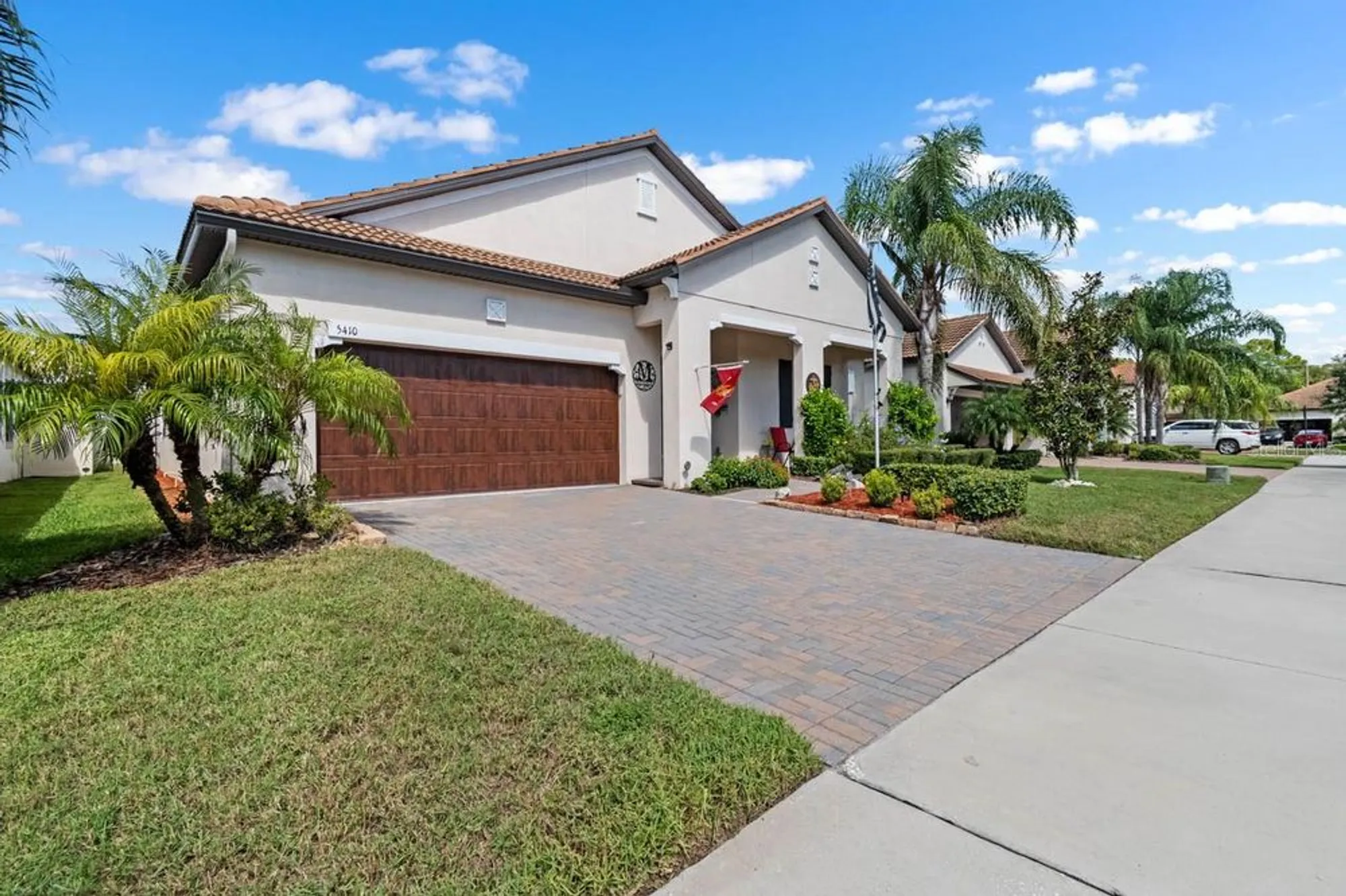 Property Slideshow image 2 of 56 | 5410 story grass ct, Wimauma, FL, 33598