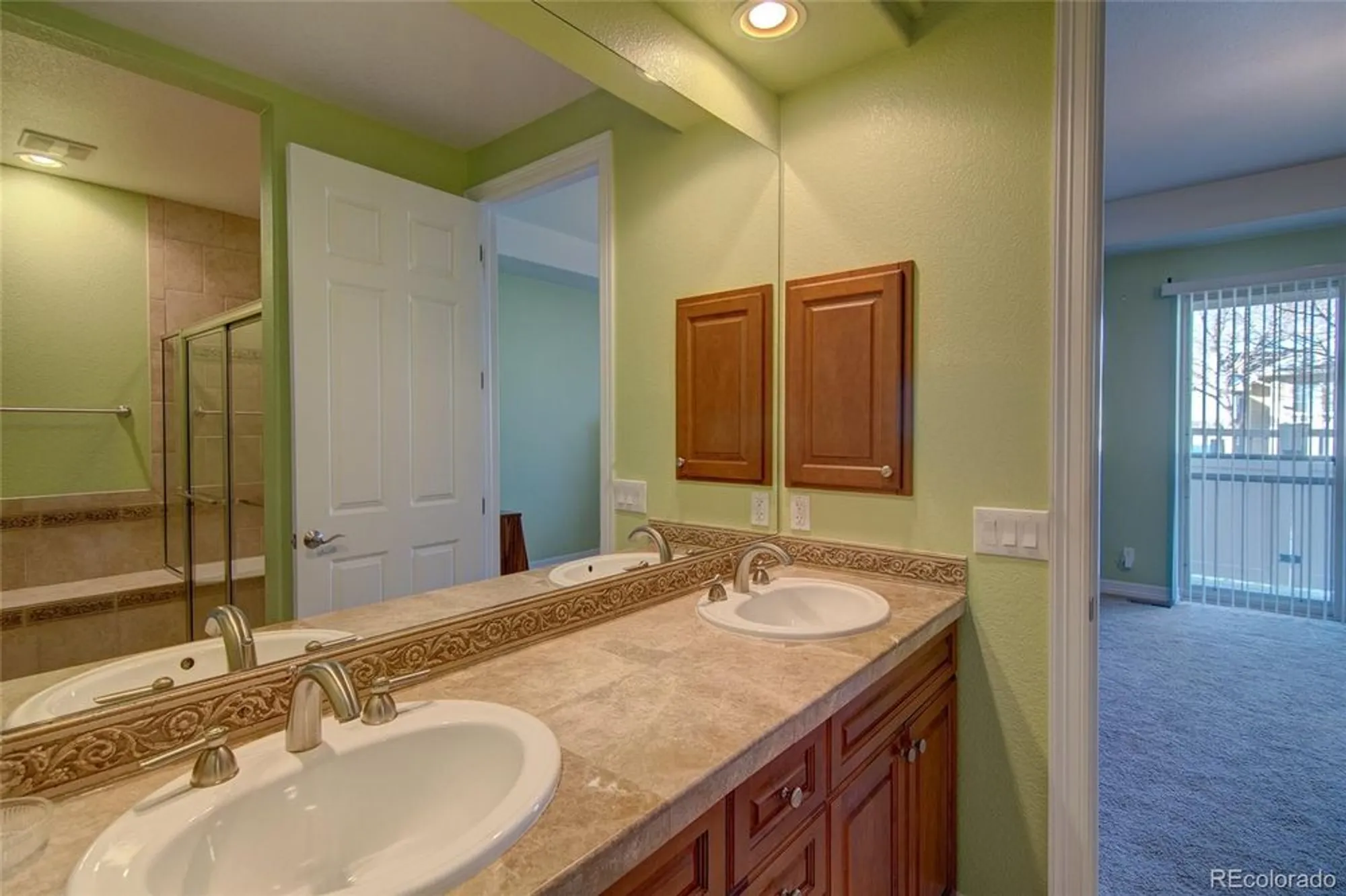 Property Slideshow image 30 of 50 | 8588 w quarles pl, Littleton, CO, 80128