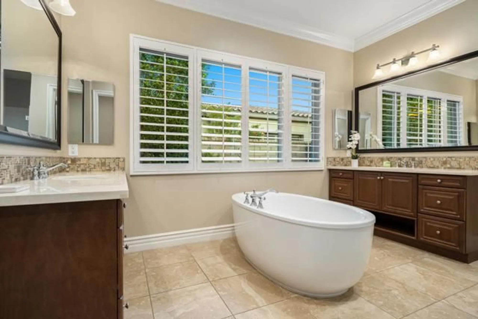 Property Slideshow image 12 of 40 | 55080 spring creek ct, La Quinta, CA, 92253