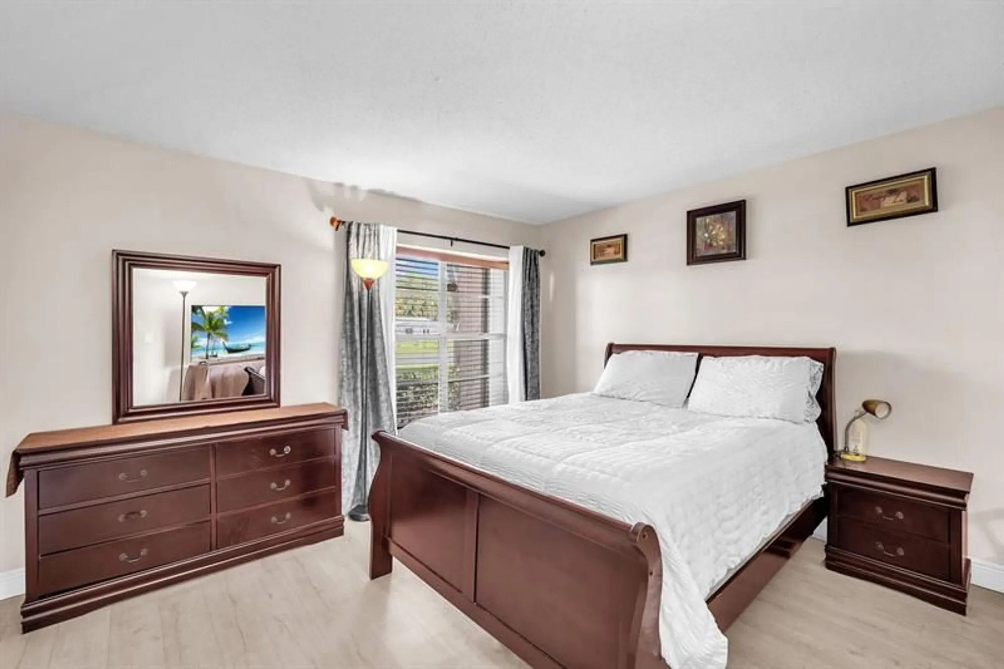 Property Slideshow image 24 of 33 | 12025 w greenway dr apt 104, Royal Palm Beach, FL, 33411