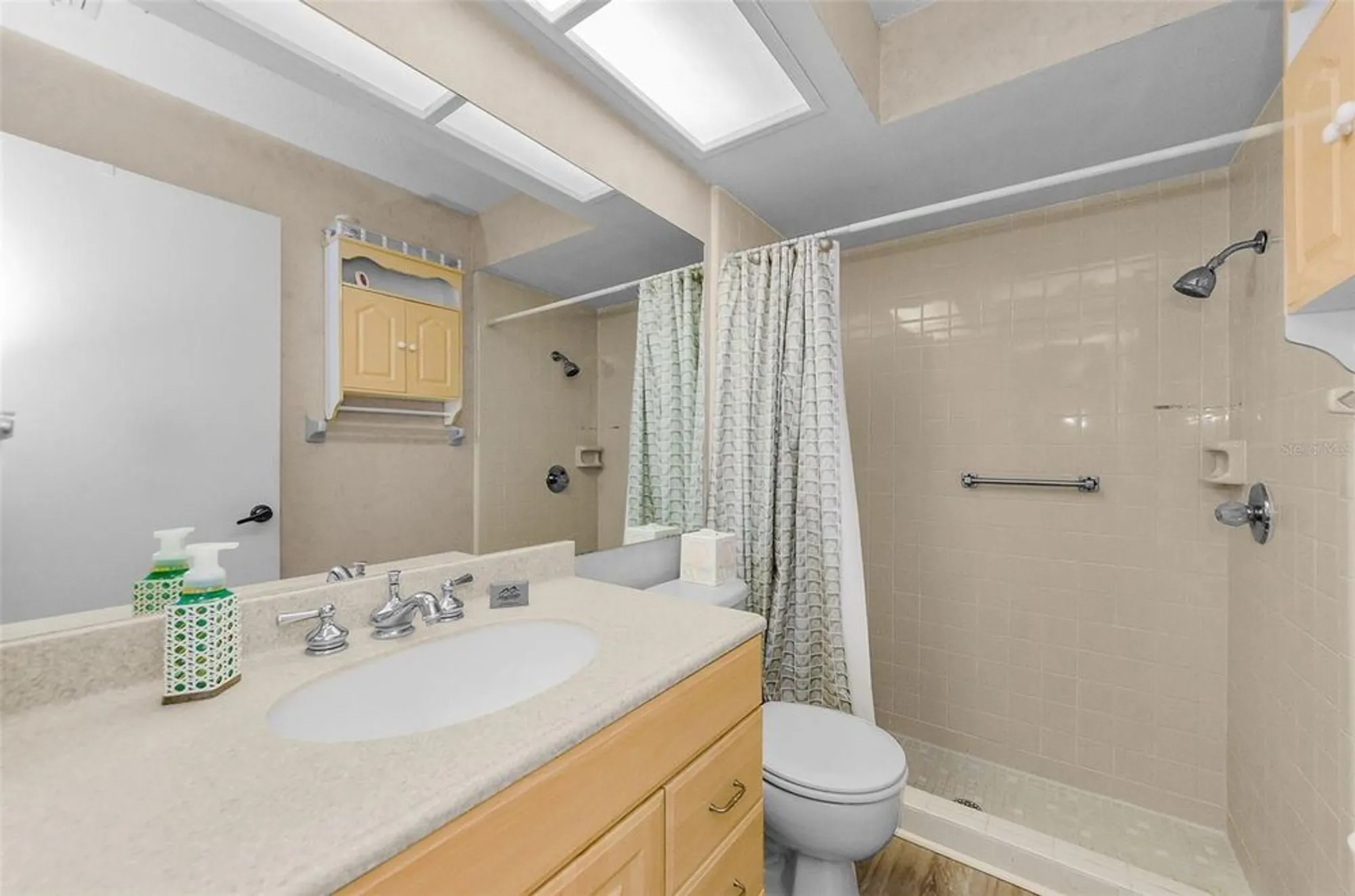 Property Slideshow image 22 of 41 | 11516 versailles ln, Port Richey, FL, 34668