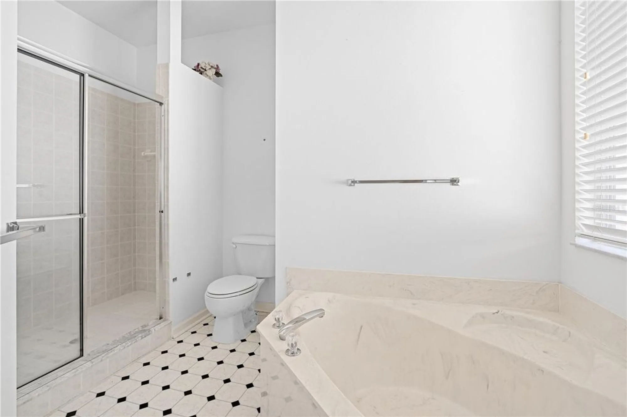 Property Slideshow image 20 of 38 | 2459 nw 55th avenue rd, Ocala, FL, 34482