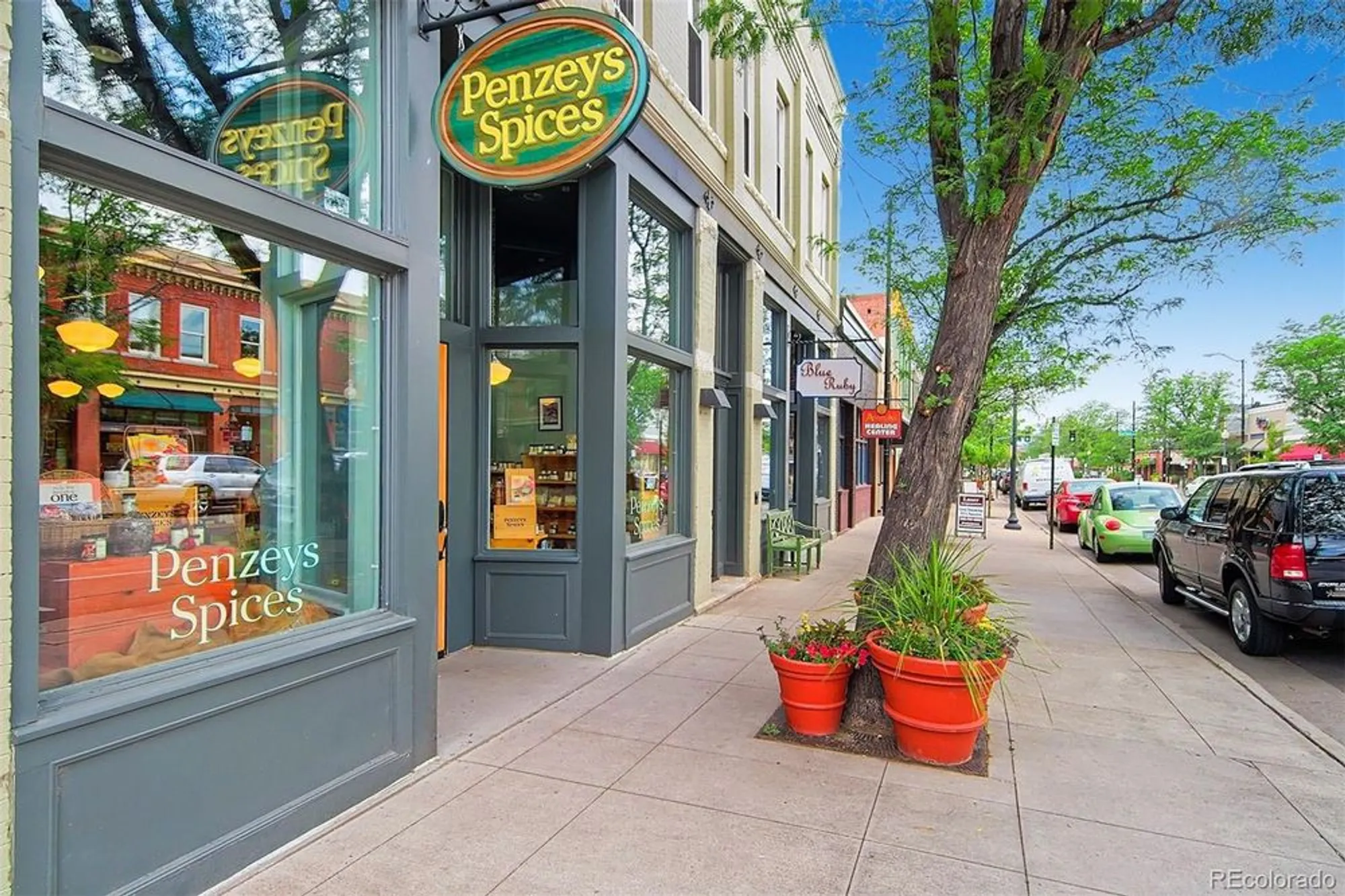 Property Slideshow image 35 of 37 | 2712 w greens pl, Littleton, CO, 80123